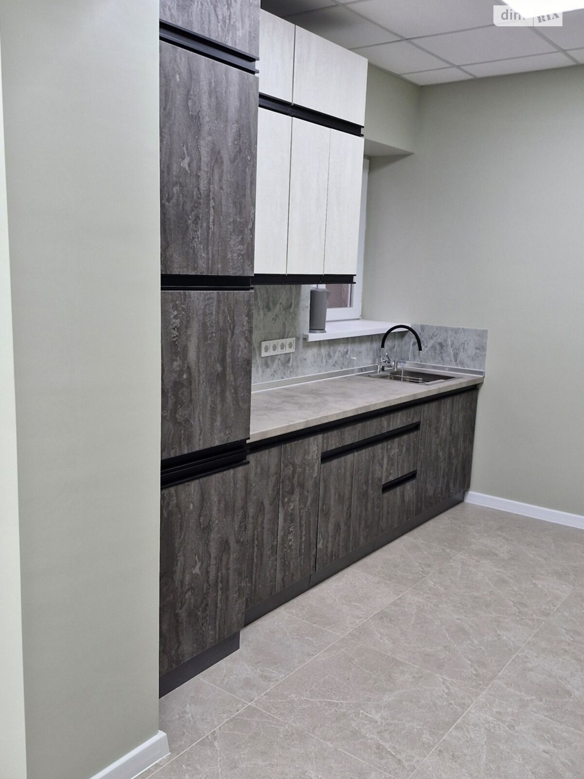 Комерційне приміщення в Хмельницькому, здам в оренду по Болбочана Петра провулок 3/2, район Дубове, ціна: 17 000 грн за об’єкт фото 1