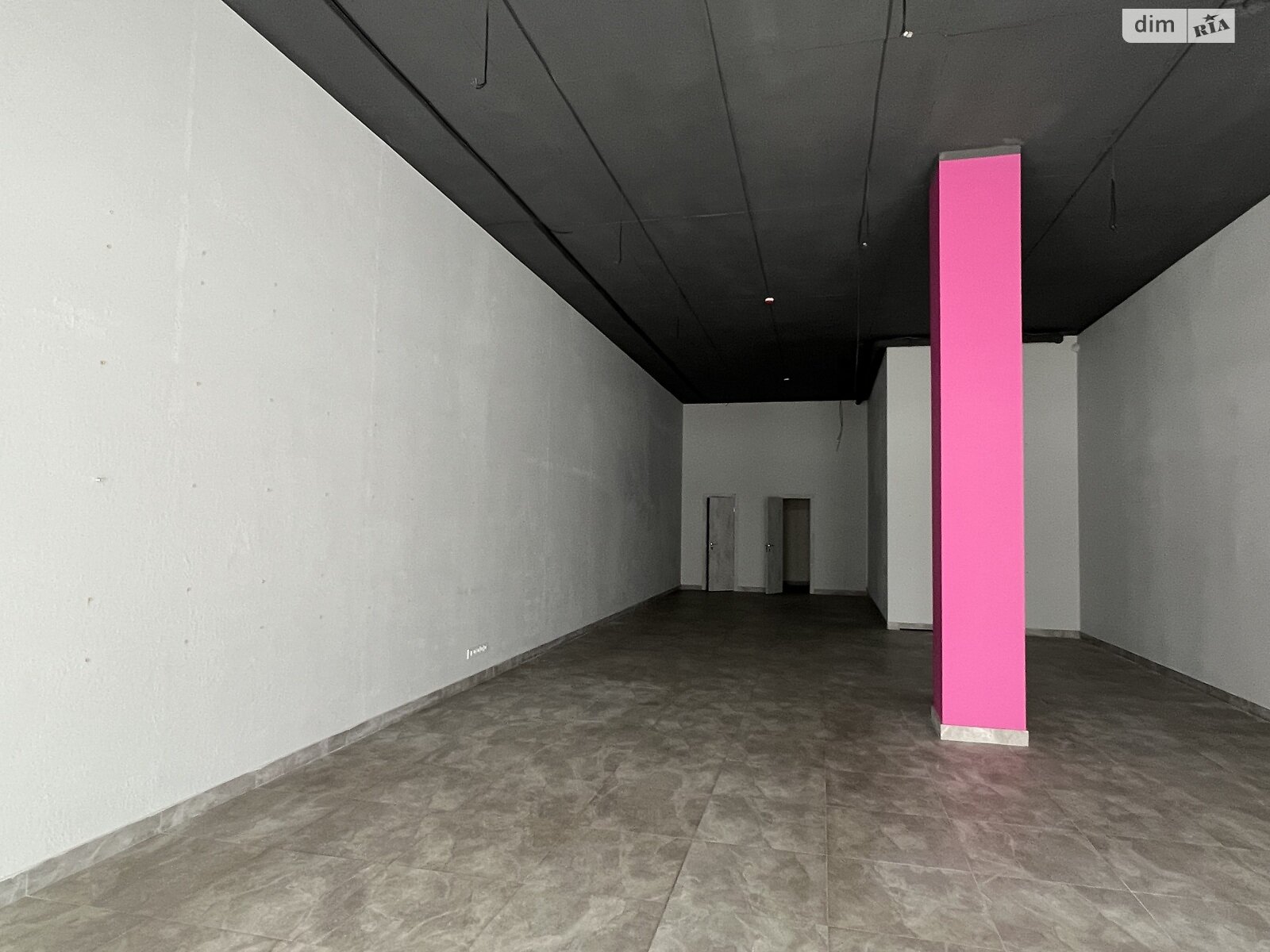 Коммерческое помещение в Хмельницком, сдам в аренду по Романа Шухевича (Курчатова) улица 2/2А, район Гречаны ближние, цена: 96 300 грн за объект фото 1