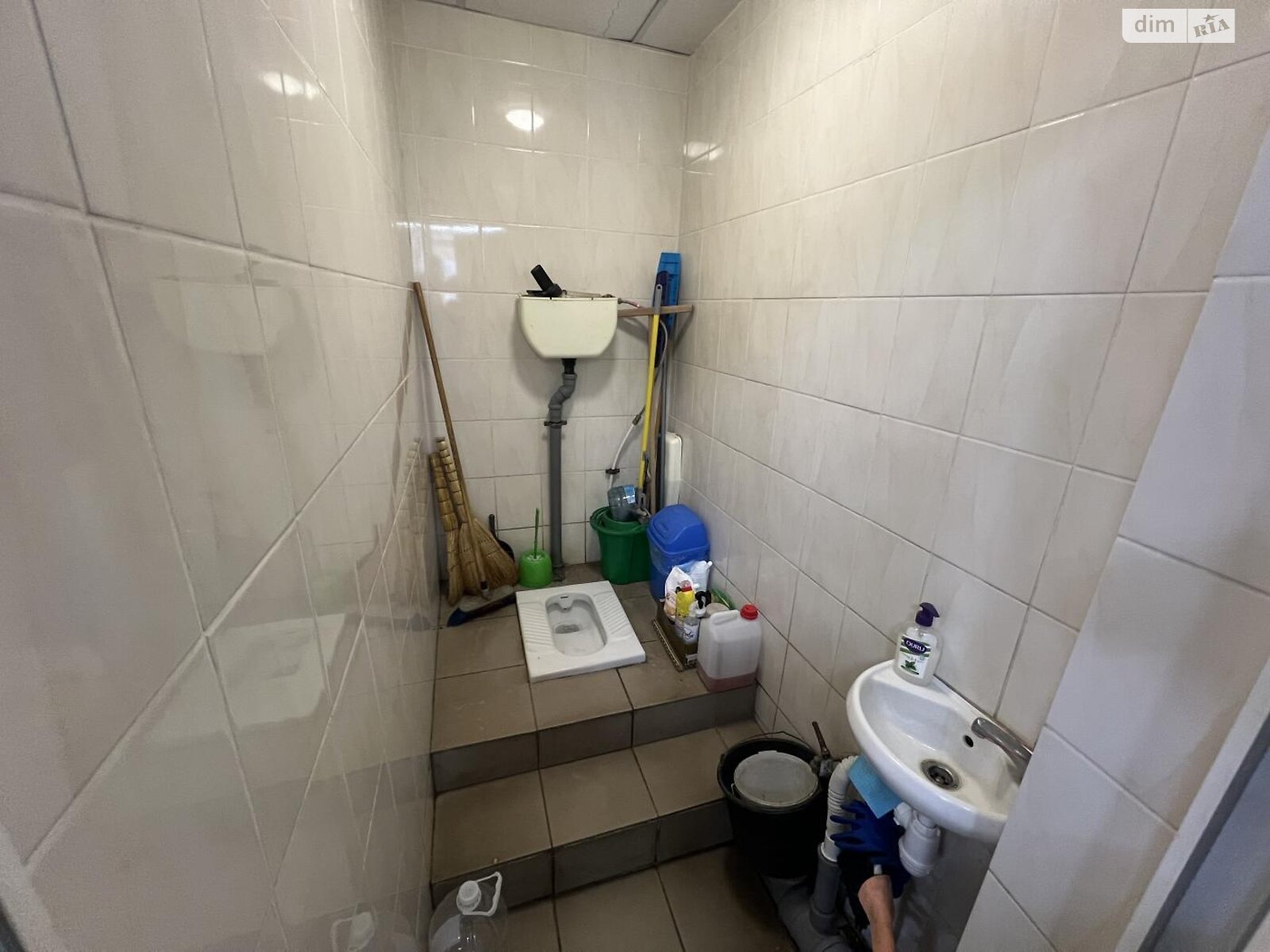 Коммерческое помещение в Хмельницком, сдам в аренду по Романа Шухевича (Курчатова) улица, район Гречаны, цена: 19 000 грн за объект фото 1