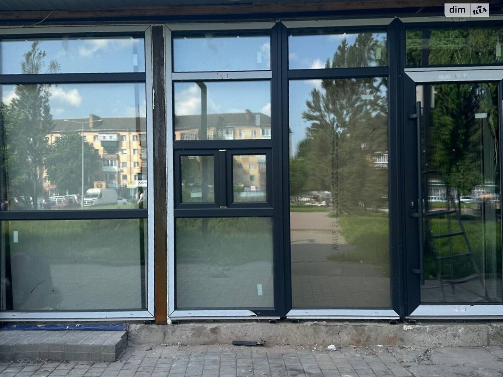 Комерційне приміщення в Хмельницькому, здам в оренду по Проскурівська вулиця, район Зал. вокзал, ціна: 24 500 грн за об’єкт фото 1 Комерційне приміщення в Хмельницькому, здам в оренду по Проскурівська вулиця, район Зал. вокзал, ціна: 24 500 грн за об’єкт фото 1