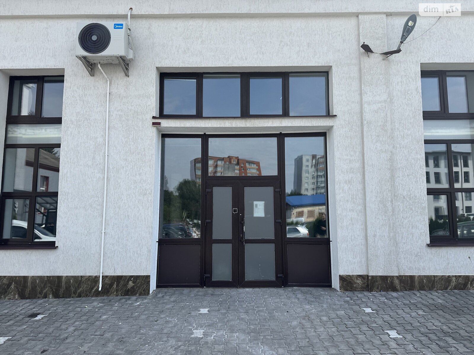 Комерційне приміщення в Хмельницькому, здам в оренду по Князя Святослава Хороброго (Толстого Льва) вулиця 5, район Кам’янецький переїзд, ціна: 111 375 грн за об’єкт фото 1 Комерційне приміщення в Хмельницькому, здам в оренду по Князя Святослава Хороброго (Толстого Льва) вулиця 5, район Кам’янецький переїзд, ціна: 111 375 грн за об’єкт фото 1