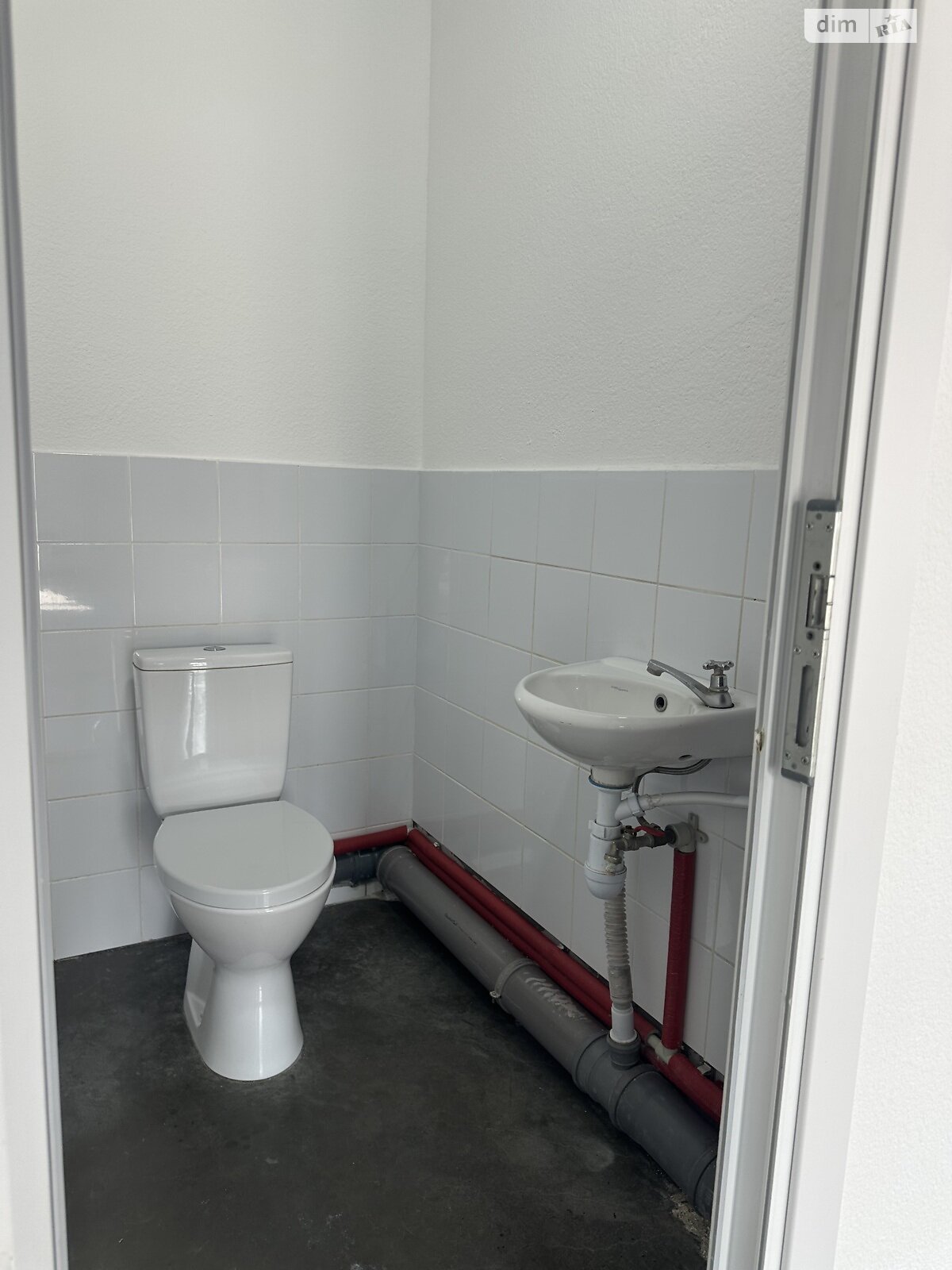 Коммерческое помещение в Хмельницком, сдам в аренду по Князя Святослава Храброго (Толстого Льва) улица 5, район Каменецкий переезд, цена: 55 000 грн за объект фото 1 Коммерческое помещение в Хмельницком, сдам в аренду по Князя Святослава Храброго (Толстого Льва) улица 5, район Каменецкий переезд, цена: 55 000 грн за объект фото 1