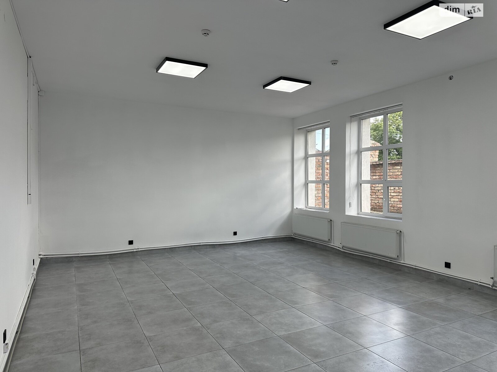 Комерційне приміщення в Хмельницькому, здам в оренду по Князя Святослава Хороброго (Толстого Льва) вулиця 5, район Кам’янецький переїзд, ціна: 99 160 грн за об’єкт фото 1