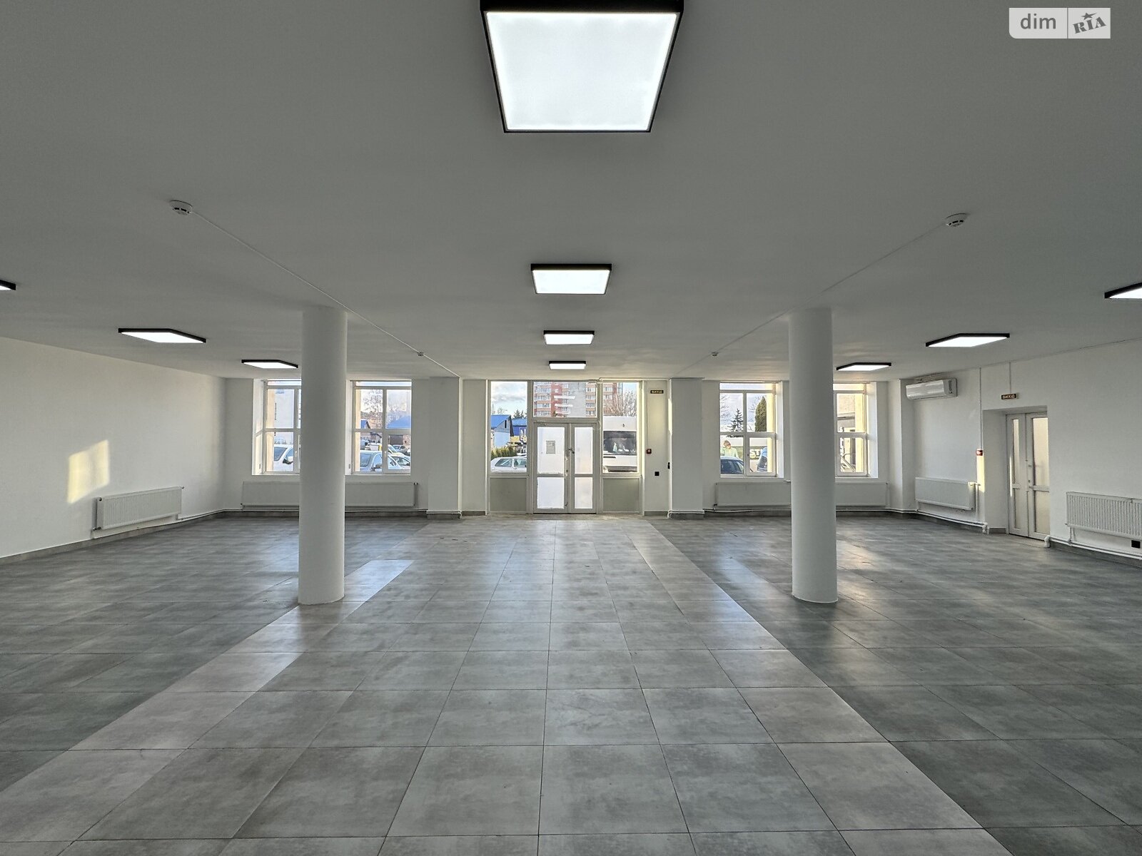 Комерційне приміщення в Хмельницькому, здам в оренду по Князя Святослава Хороброго (Толстого Льва) вулиця 5, район Кам’янецький переїзд, ціна: 49 050 грн за об’єкт фото 1 Комерційне приміщення в Хмельницькому, здам в оренду по Князя Святослава Хороброго (Толстого Льва) вулиця 5, район Кам’янецький переїзд, ціна: 49 050 грн за об’єкт фото 1