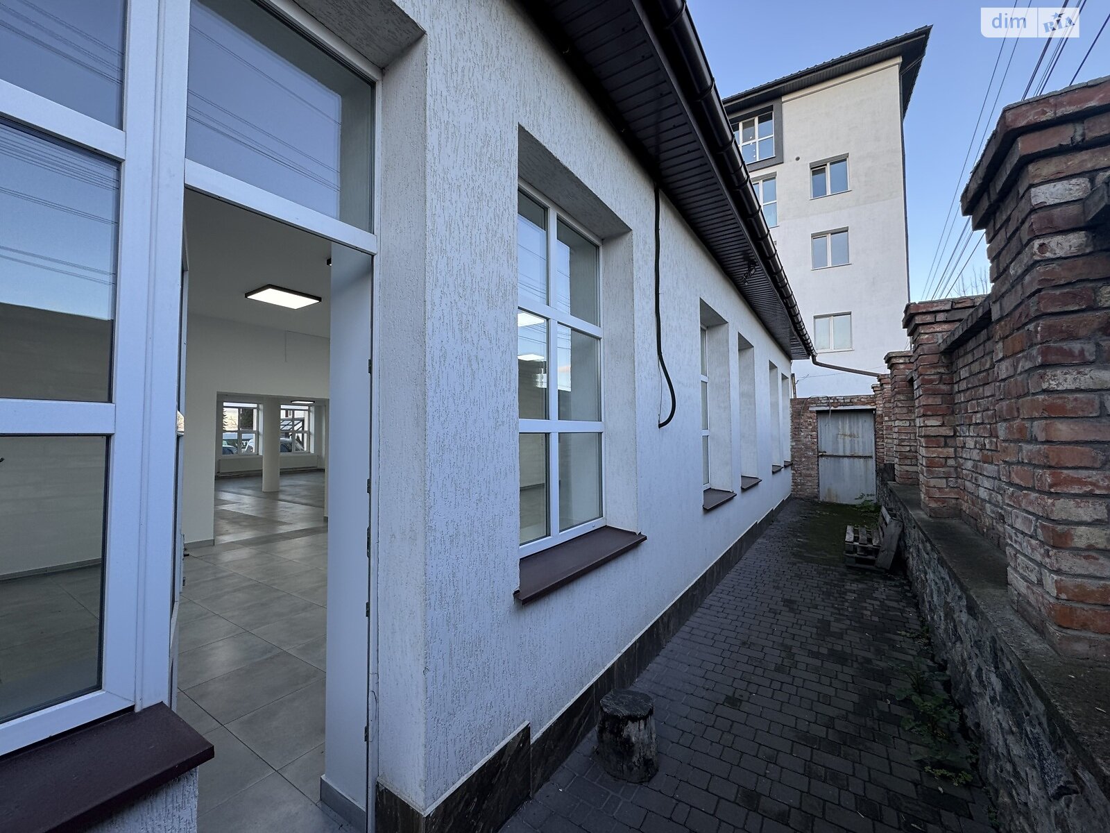 Комерційне приміщення в Хмельницькому, здам в оренду по Князя Святослава Хороброго (Толстого Льва) вулиця 5, район Кам’янецький переїзд, ціна: 66 550 грн за об’єкт фото 1 Комерційне приміщення в Хмельницькому, здам в оренду по Князя Святослава Хороброго (Толстого Льва) вулиця 5, район Кам’янецький переїзд, ціна: 66 550 грн за об’єкт фото 1