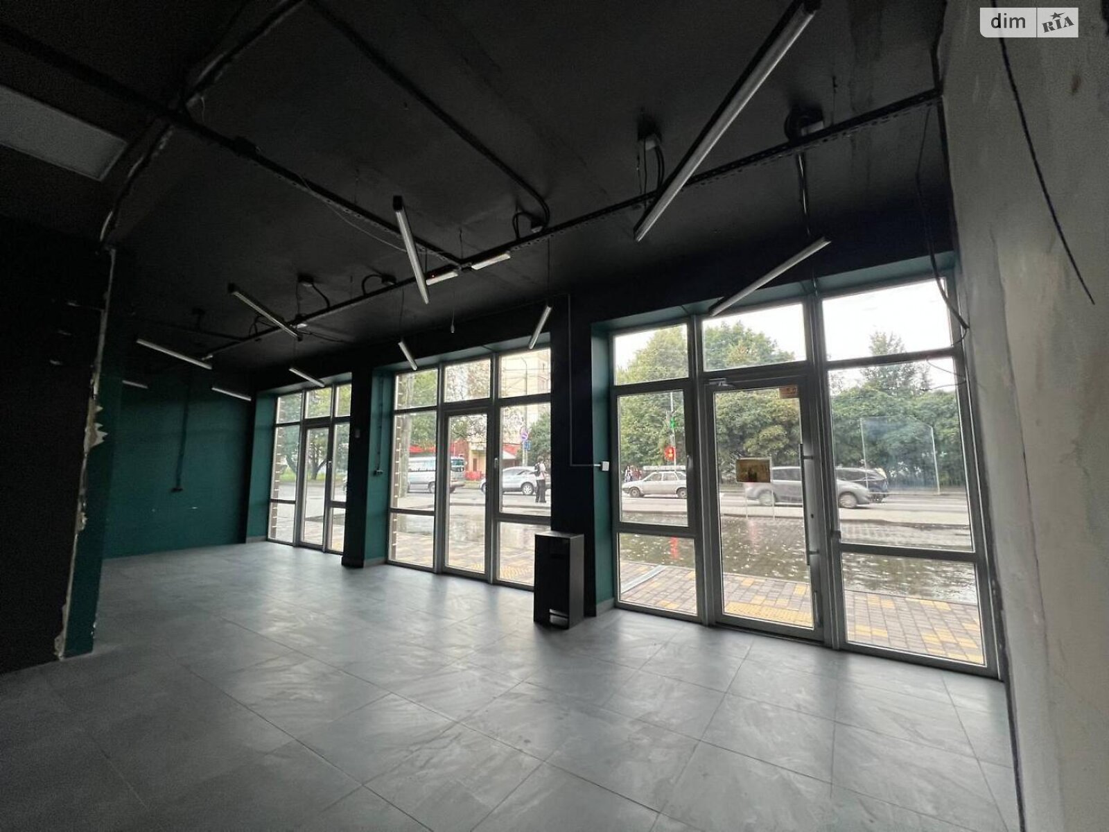 Коммерческое помещение в Хмельницком, Проскуровского Подполья улица, цена аренды: 250 980 грн за объект фото 1 Коммерческое помещение в Хмельницком, Проскуровского Подполья улица, цена аренды: 250 980 грн за объект фото 1