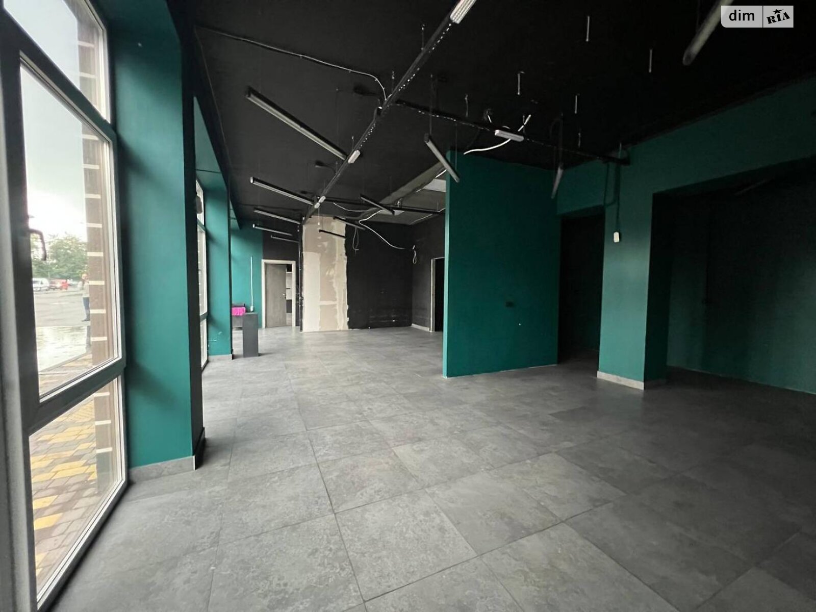 Коммерческое помещение в Хмельницком, Проскуровского Подполья улица, цена аренды: 250 980 грн за объект фото 1 Коммерческое помещение в Хмельницком, Проскуровского Подполья улица, цена аренды: 250 980 грн за объект фото 1