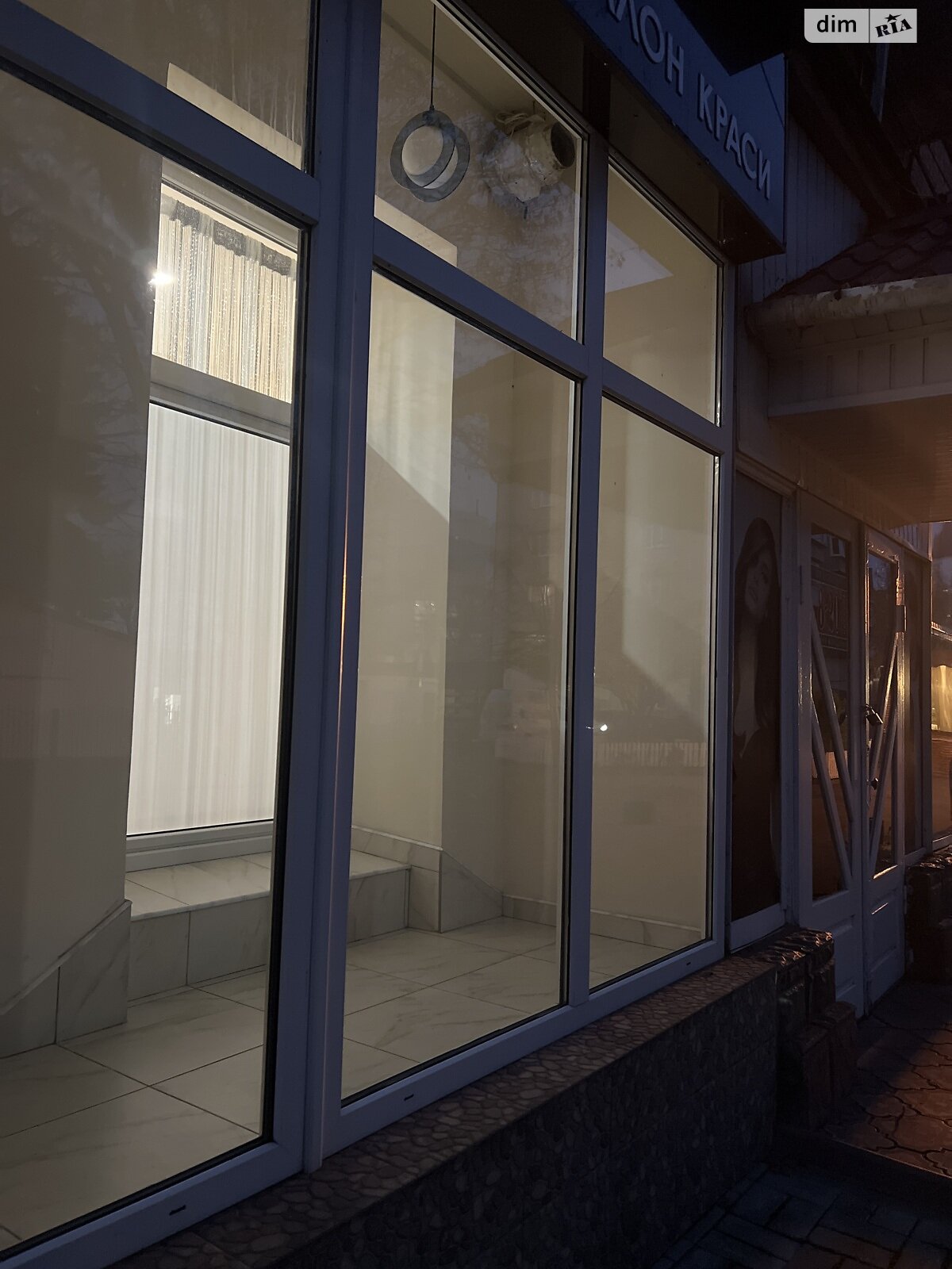 Коммерческое помещение в Хмельницком, сдам в аренду по Каменецкая улица 50, район Старый город (старый базар), цена: 4 243 грн за объект фото 1