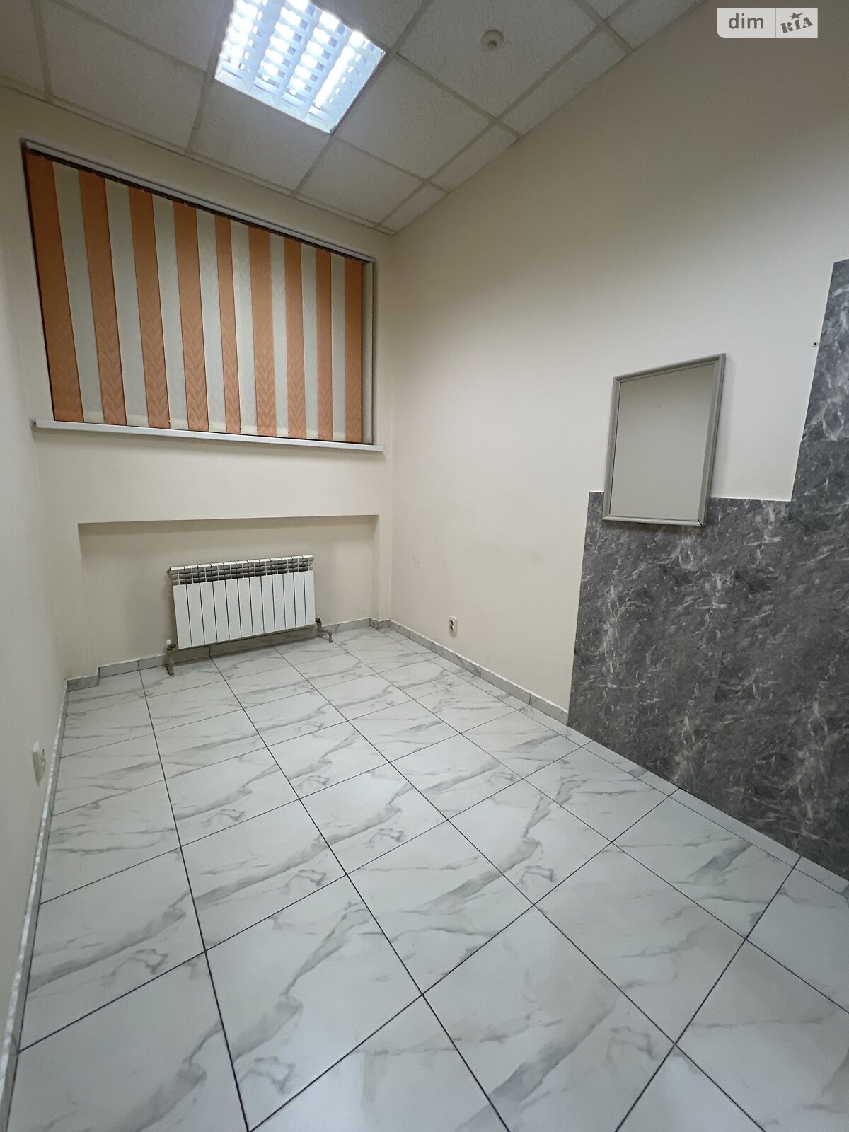 Коммерческое помещение в Хмельницком, сдам в аренду по Каменецкая улица 50, район Старый город (старый базар), цена: 4 243 грн за объект фото 1