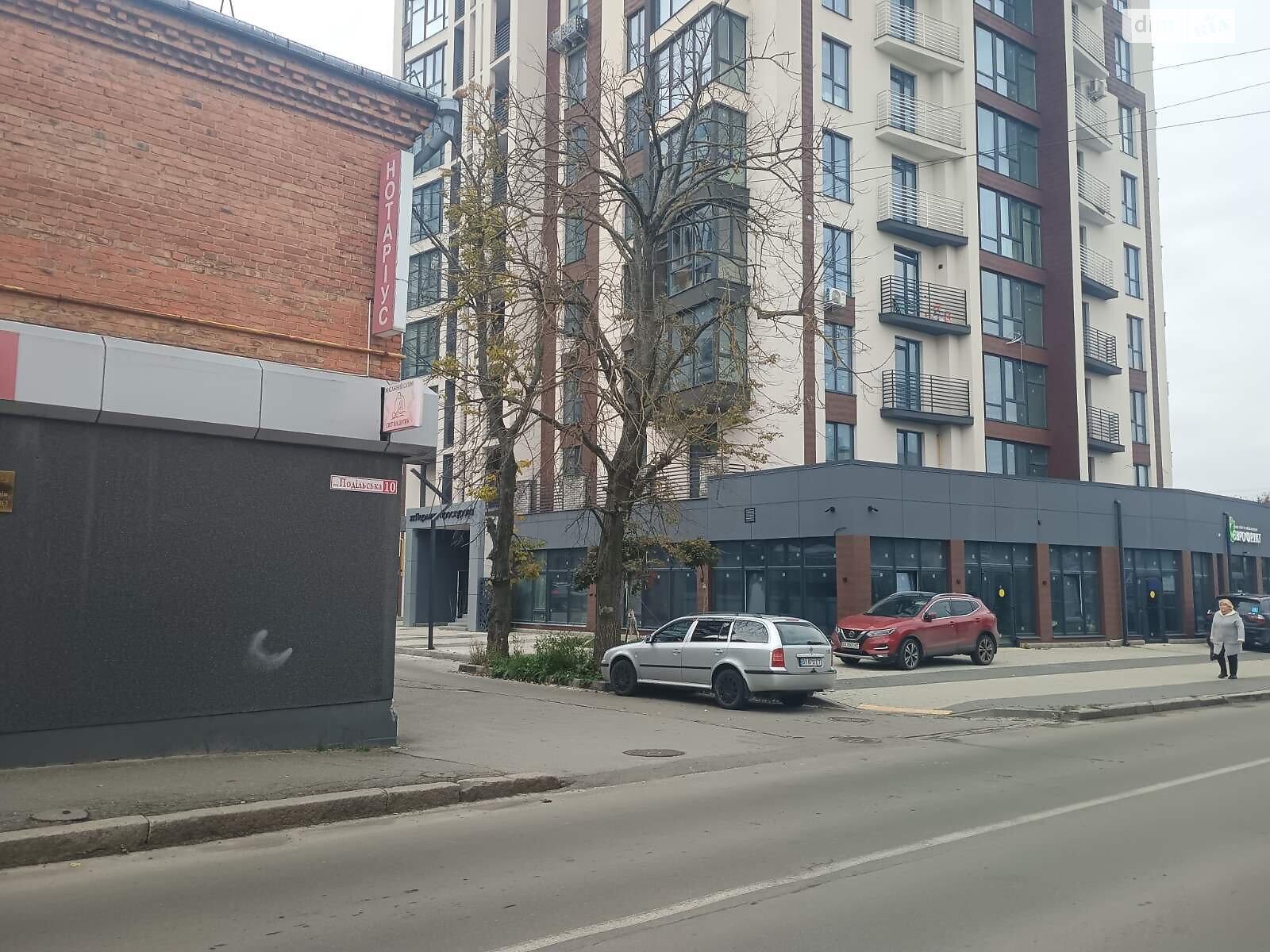 Комерційне приміщення в Хмельницькому, здам в оренду по Подільська вулиця 10, район Старе місто (старий базар), ціна: 9 800 грн за об’єкт фото 1