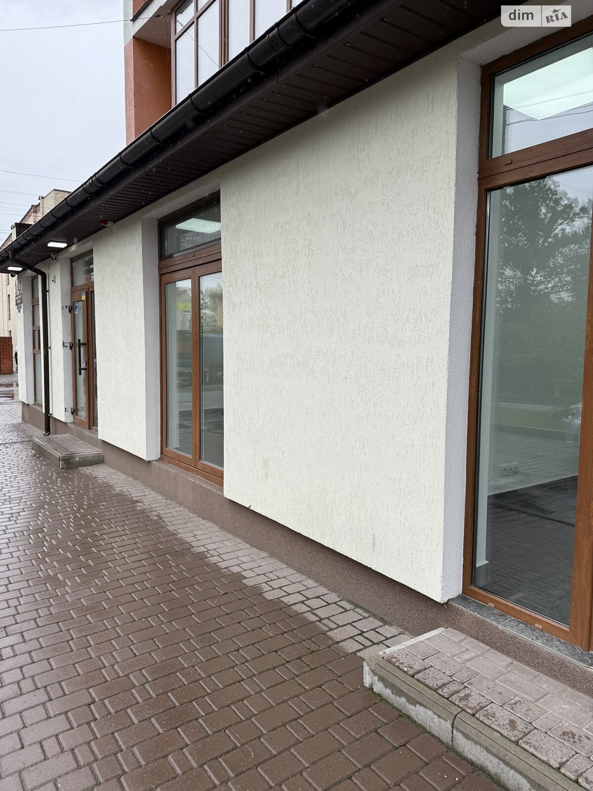 Комерційне приміщення в Хмельницькому, здам в оренду по Проскурівського Підпілля вулиця, район Старе місто (старий базар), ціна: 22 000 грн за об’єкт фото 1