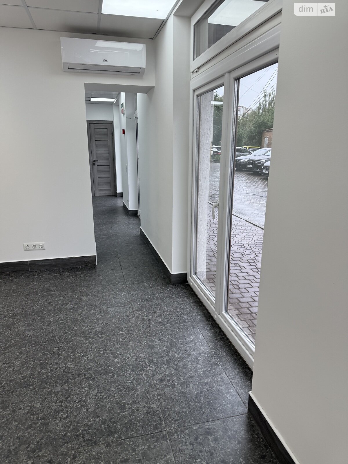 Комерційне приміщення в Хмельницькому, здам в оренду по Проскурівського Підпілля вулиця, район Старе місто (старий базар), ціна: 22 000 грн за об’єкт фото 1