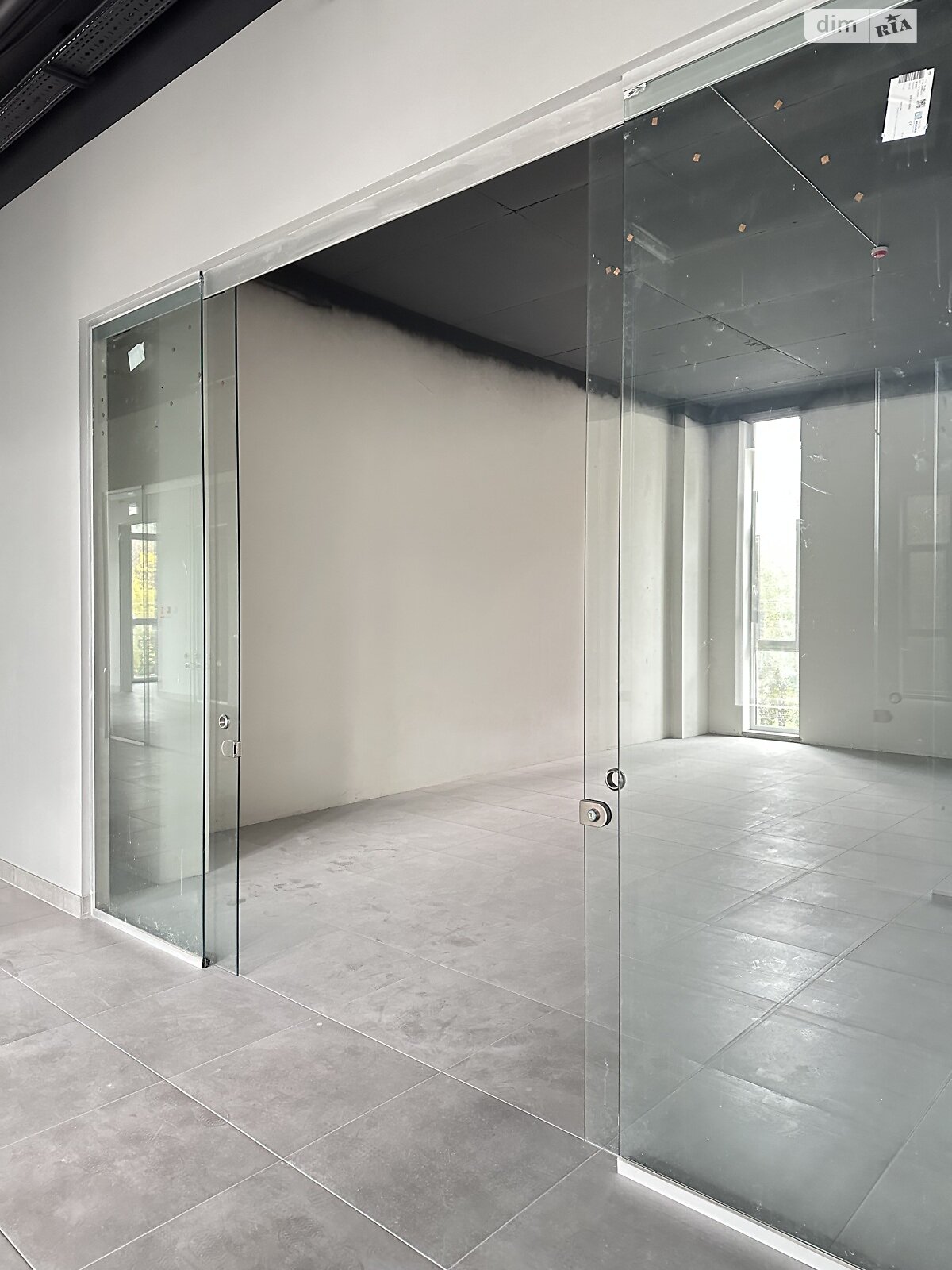 Комерційне приміщення в Хмельницькому, Тернопільська вулиця, ціна оренди: 16 380 грн за об’єкт фото 1