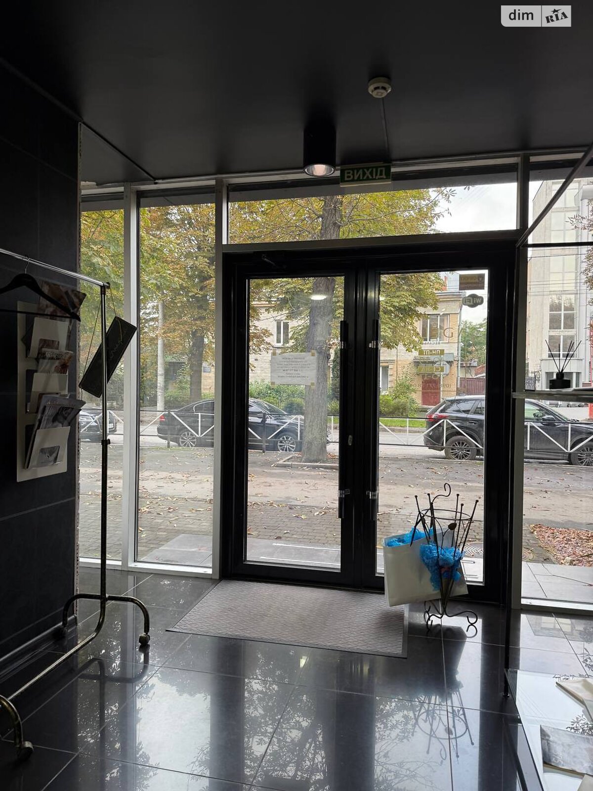 Коммерческое помещение в Хмельницком, сдам в аренду по Грушевского Михаила улица, район Центр, цена: 30 000 грн за объект фото 1 Коммерческое помещение в Хмельницком, сдам в аренду по Грушевского Михаила улица, район Центр, цена: 30 000 грн за объект фото 1