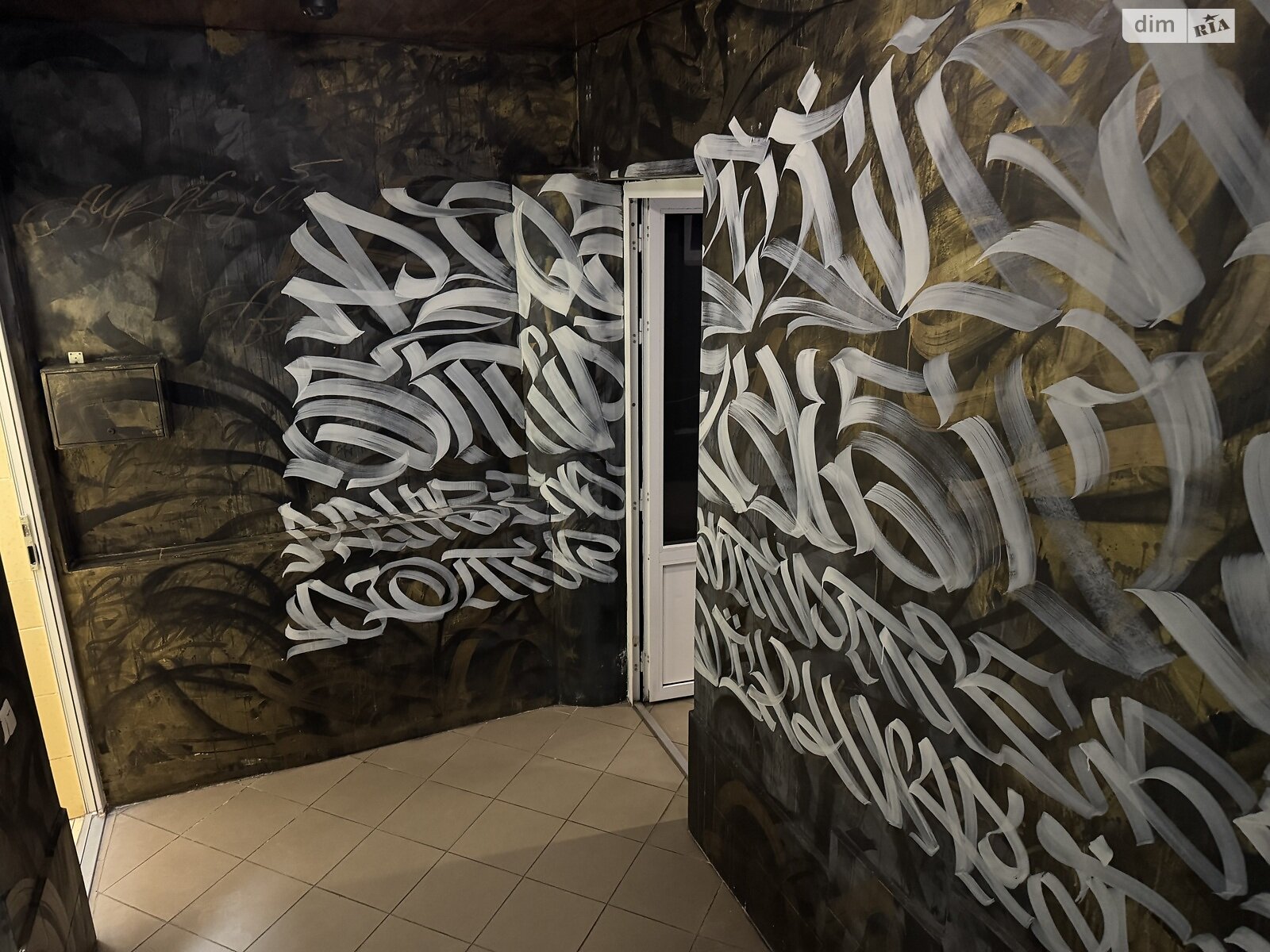 Комерційне приміщення в Хмельницькому, здам в оренду по Грушевського Михайла вулиця 51, район Центр, ціна: 32 000 грн за об’єкт фото 1 Комерційне приміщення в Хмельницькому, здам в оренду по Грушевського Михайла вулиця 51, район Центр, ціна: 32 000 грн за об’єкт фото 1