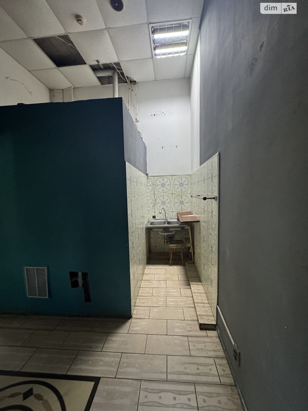 Коммерческое помещение в Хмельницком, сдам в аренду по Проскуровская улица, район Центр, цена: 24 990 грн за объект фото 1 Коммерческое помещение в Хмельницком, сдам в аренду по Проскуровская улица, район Центр, цена: 24 990 грн за объект фото 1