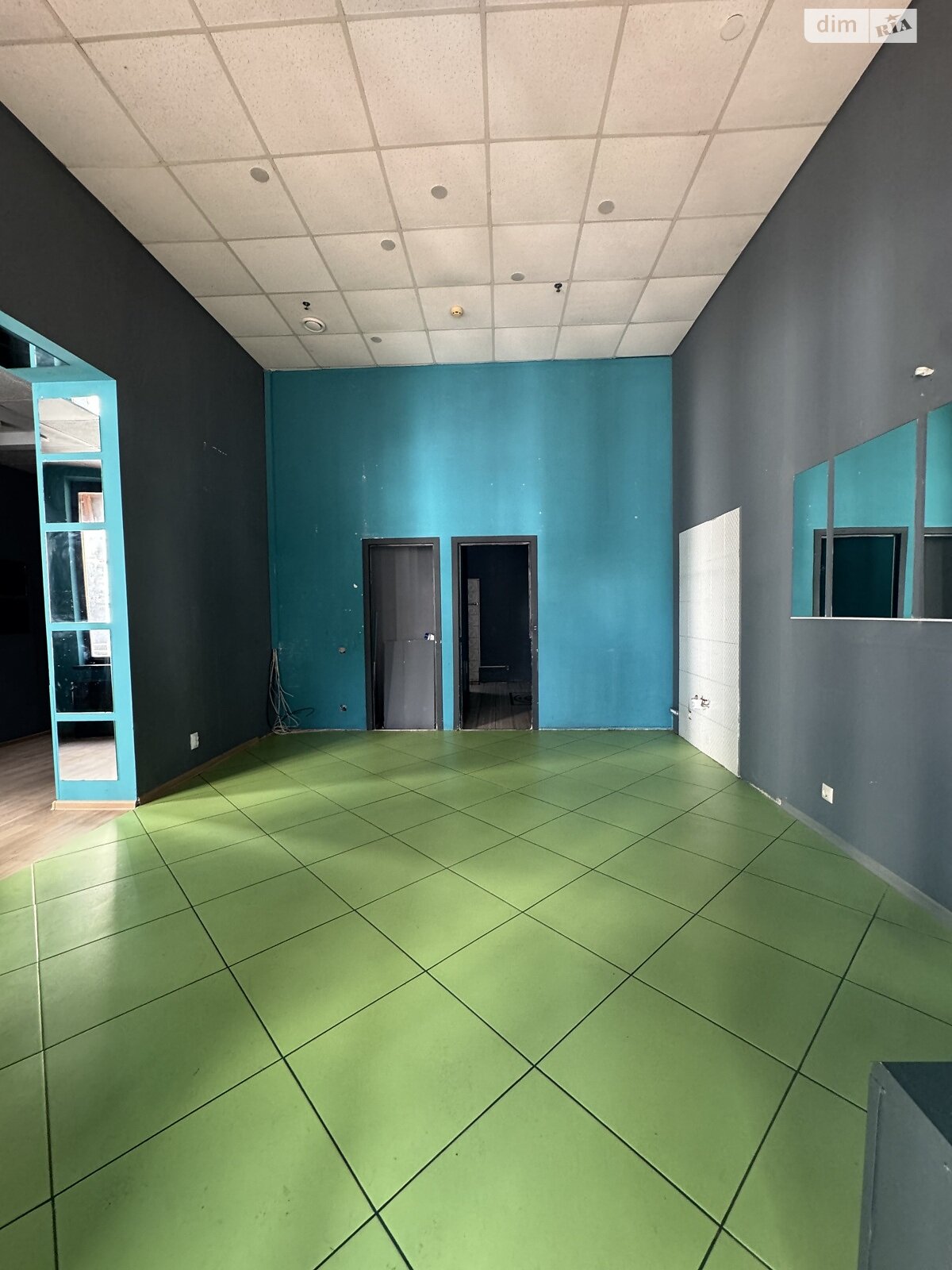 Коммерческое помещение в Хмельницком, сдам в аренду по Проскуровская улица, район Центр, цена: 24 990 грн за объект фото 1 Коммерческое помещение в Хмельницком, сдам в аренду по Проскуровская улица, район Центр, цена: 24 990 грн за объект фото 1