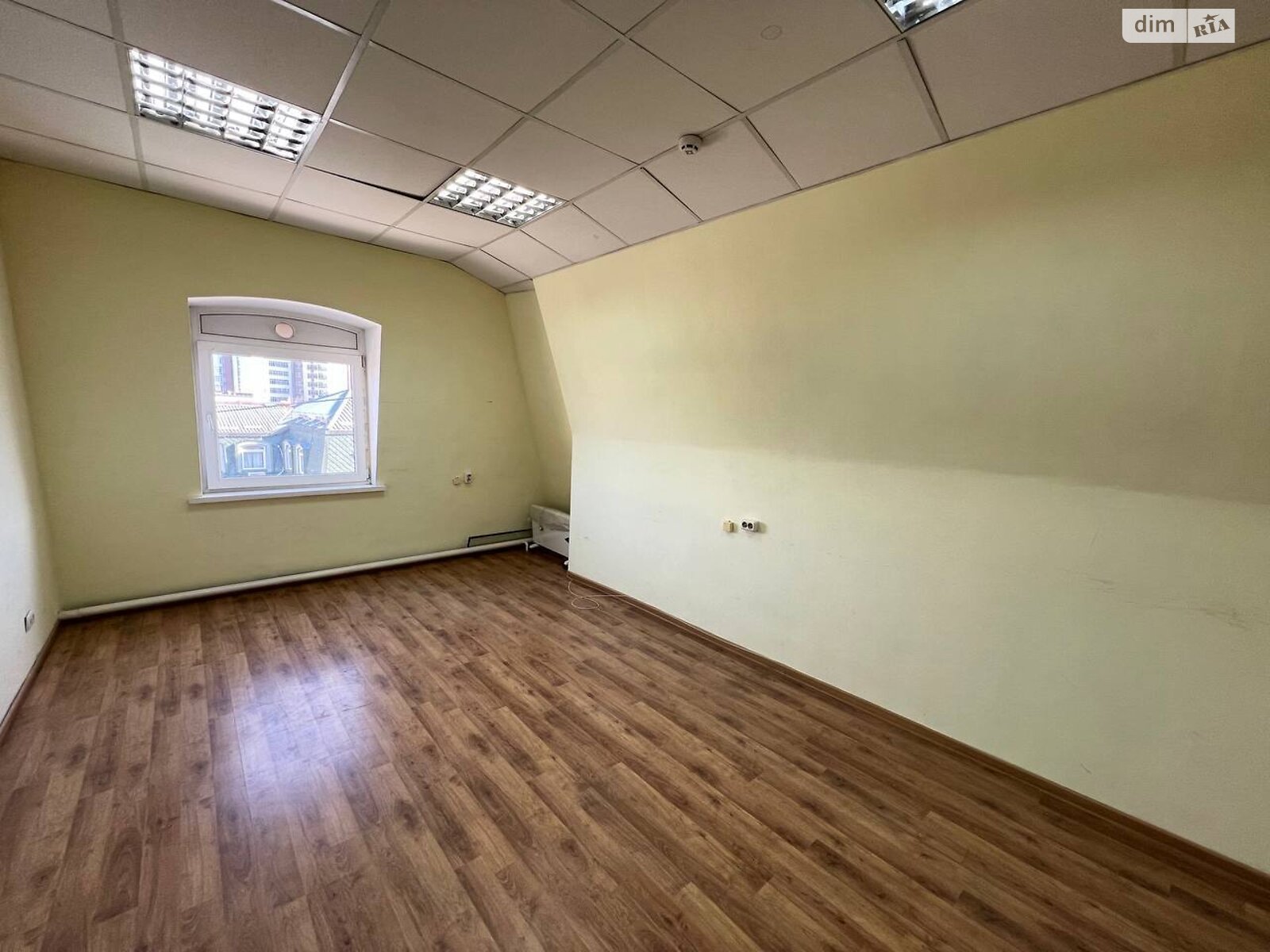 Комерційне приміщення в Хмельницькому, здам в оренду по Проскурівська вулиця, район Центр, ціна: 5 000 грн за об’єкт фото 1