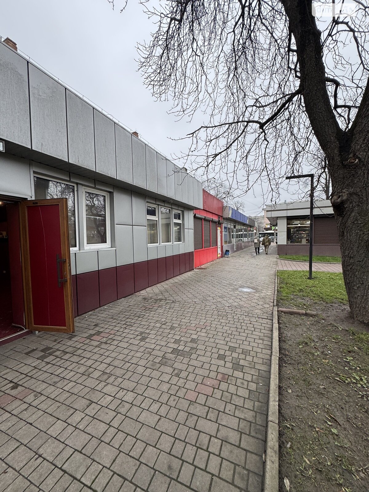 Коммерческое помещение в Хмельницком, сдам в аренду по Проскуровская улица, район Центр, цена: 30 000 грн за объект фото 1 Коммерческое помещение в Хмельницком, сдам в аренду по Проскуровская улица, район Центр, цена: 30 000 грн за объект фото 1