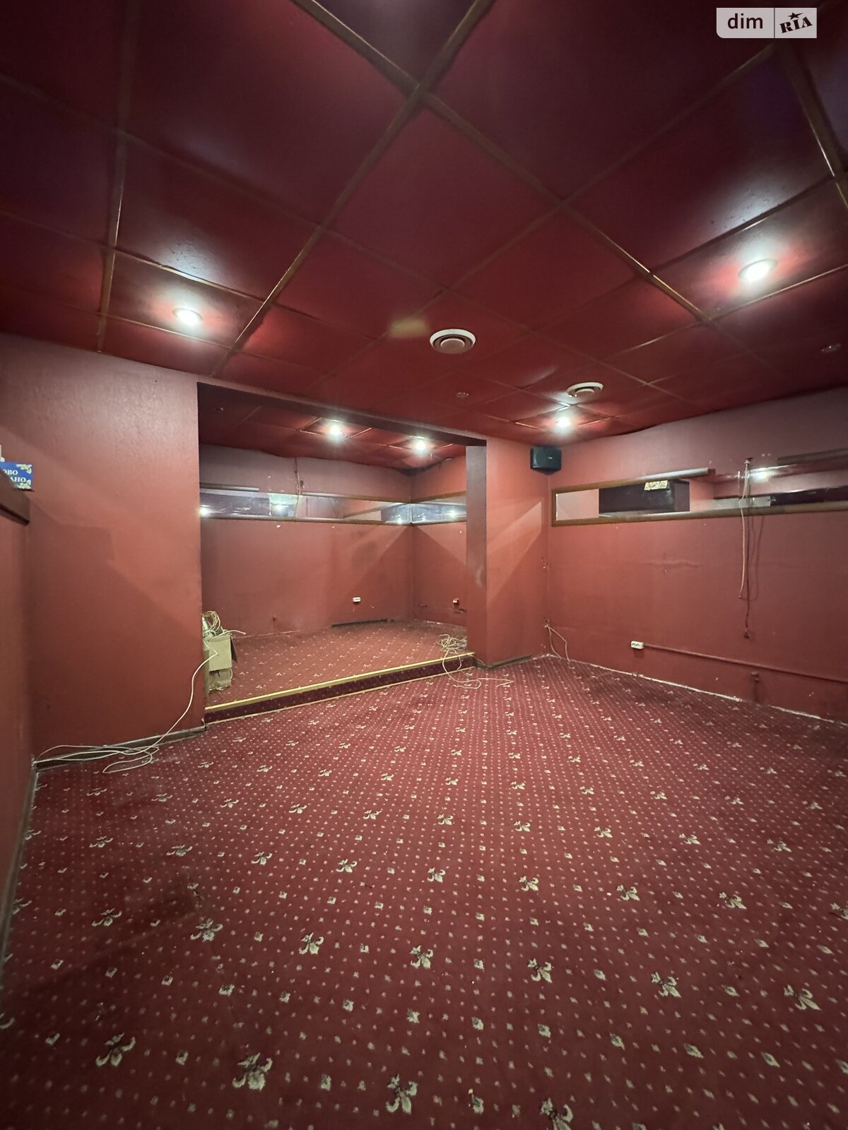 Коммерческое помещение в Хмельницком, сдам в аренду по Проскуровская улица, район Центр, цена: 30 000 грн за объект фото 1 Коммерческое помещение в Хмельницком, сдам в аренду по Проскуровская улица, район Центр, цена: 30 000 грн за объект фото 1