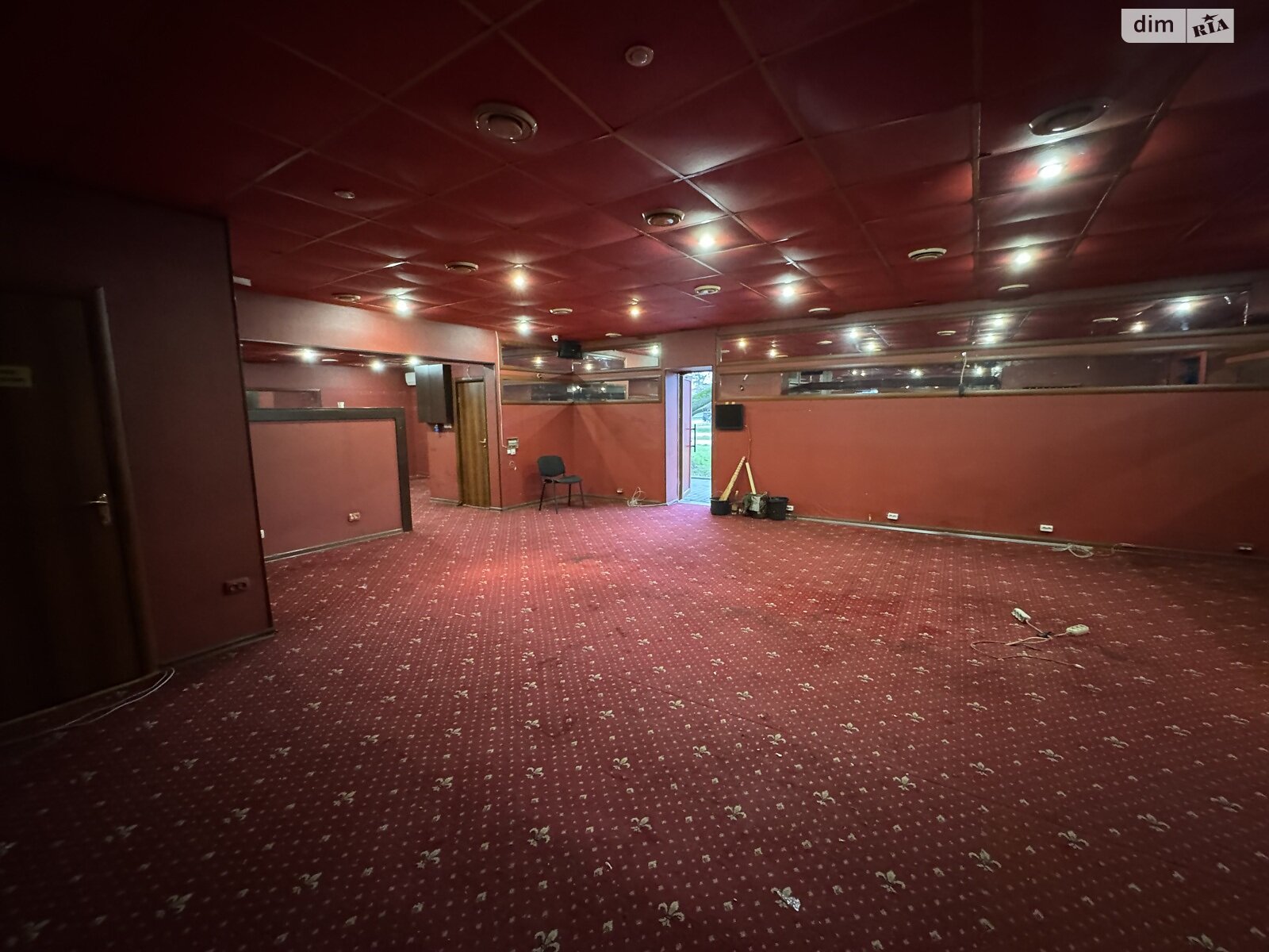 Коммерческое помещение в Хмельницком, сдам в аренду по Проскуровская улица, район Центр, цена: 30 000 грн за объект фото 1 Коммерческое помещение в Хмельницком, сдам в аренду по Проскуровская улица, район Центр, цена: 30 000 грн за объект фото 1