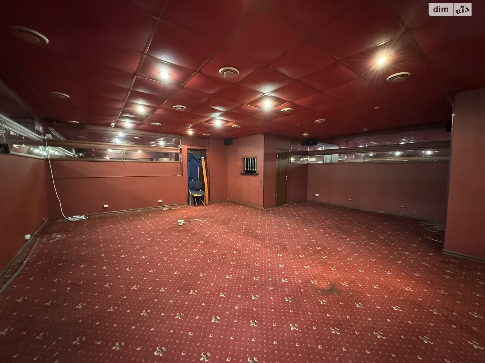 Коммерческое помещение в Хмельницком, сдам в аренду по Проскуровская улица, район Центр, цена: 30 000 грн за объект фото 1 Коммерческое помещение в Хмельницком, сдам в аренду по Проскуровская улица, район Центр, цена: 30 000 грн за объект фото 1