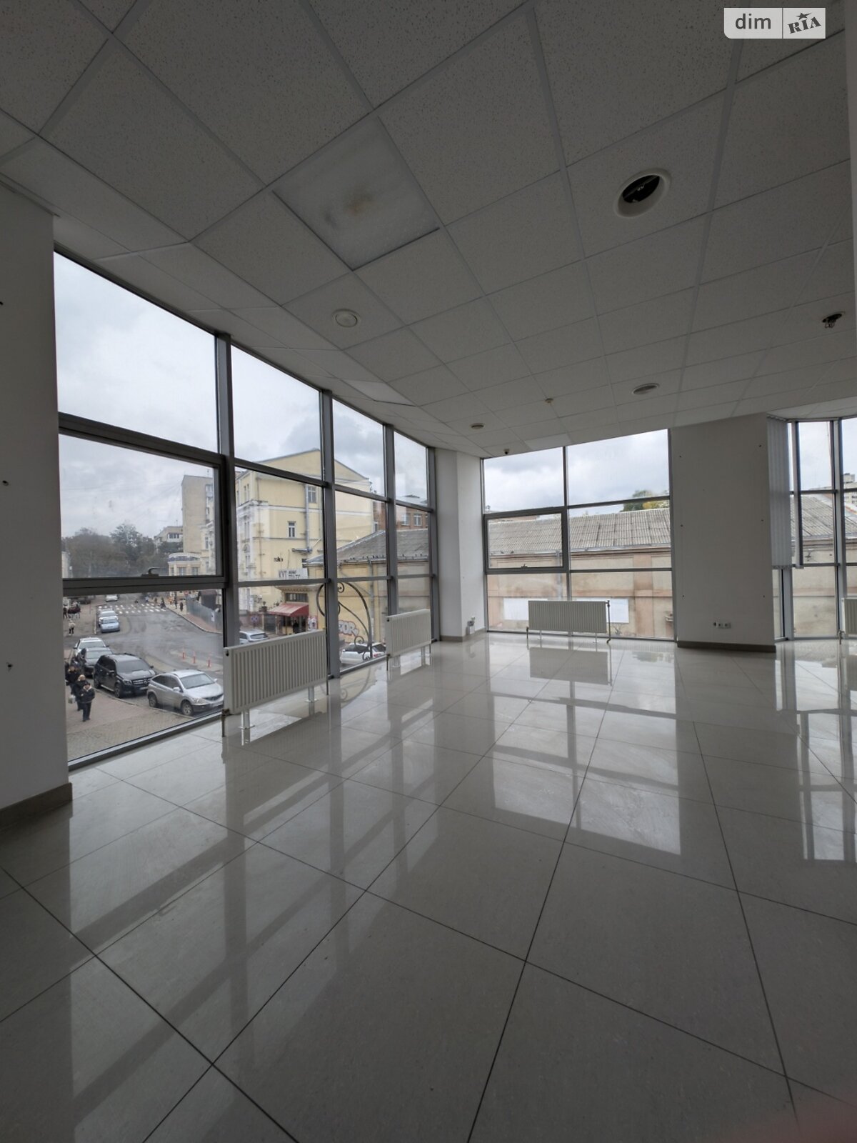 Коммерческое помещение в Хмельницком, сдам в аренду по Проскуровского Подполья улица 61, район Центр, цена: 32 500 грн за объект фото 1 Коммерческое помещение в Хмельницком, сдам в аренду по Проскуровского Подполья улица 61, район Центр, цена: 32 500 грн за объект фото 1