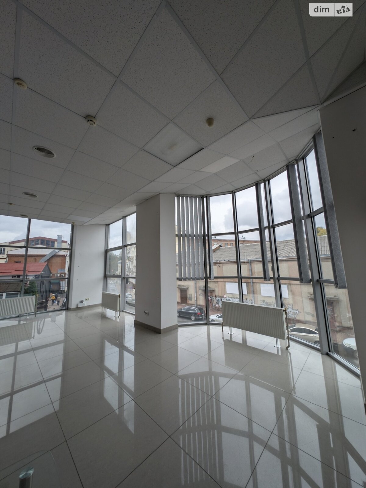 Коммерческое помещение в Хмельницком, сдам в аренду по Проскуровского Подполья улица 61, район Центр, цена: 32 500 грн за объект фото 1 Коммерческое помещение в Хмельницком, сдам в аренду по Проскуровского Подполья улица 61, район Центр, цена: 32 500 грн за объект фото 1