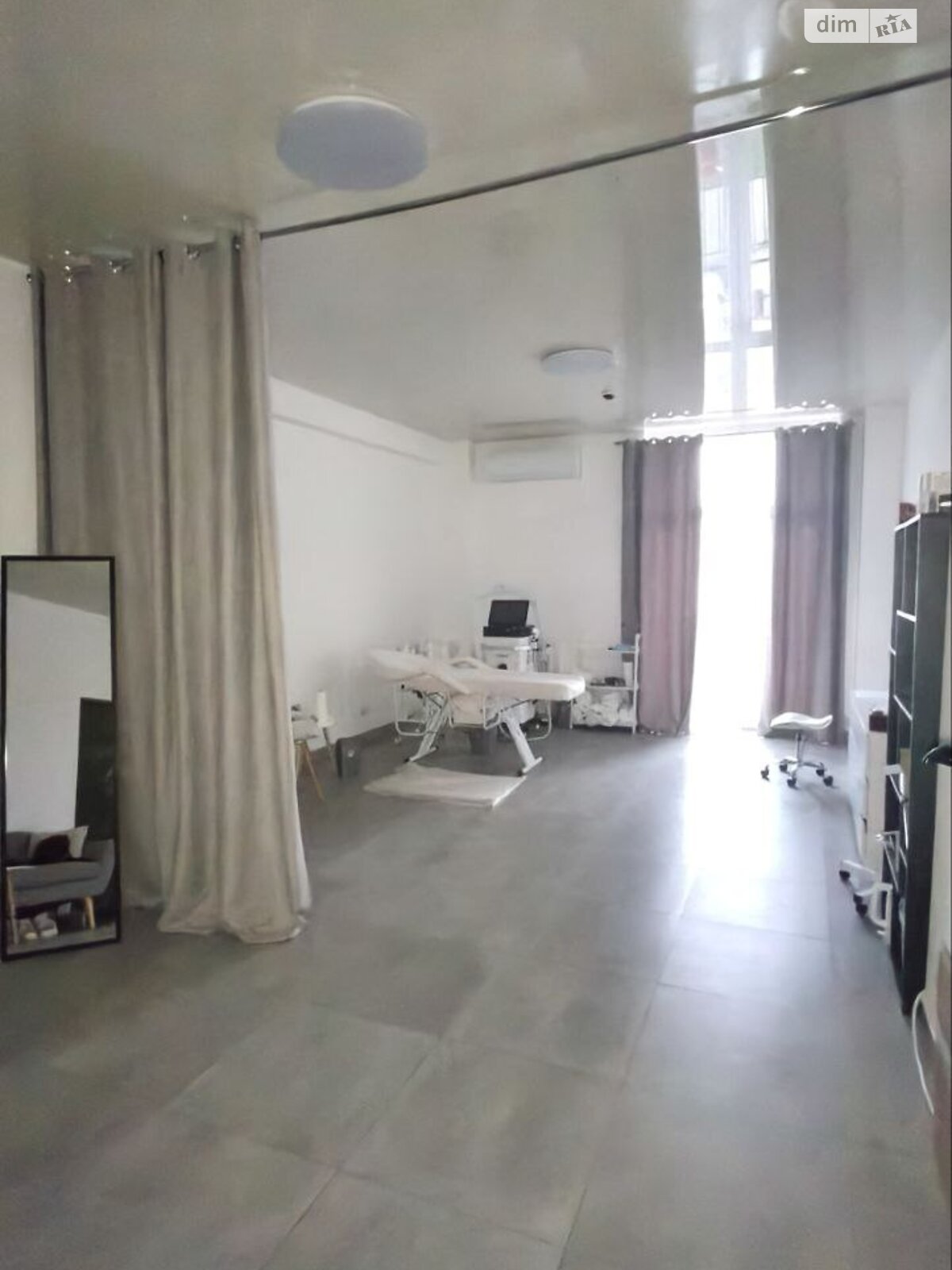 Коммерческое помещение в Хмельницком, сдам в аренду по Соборная улица 12А, район Центр, цена: 10 000 грн за объект фото 1