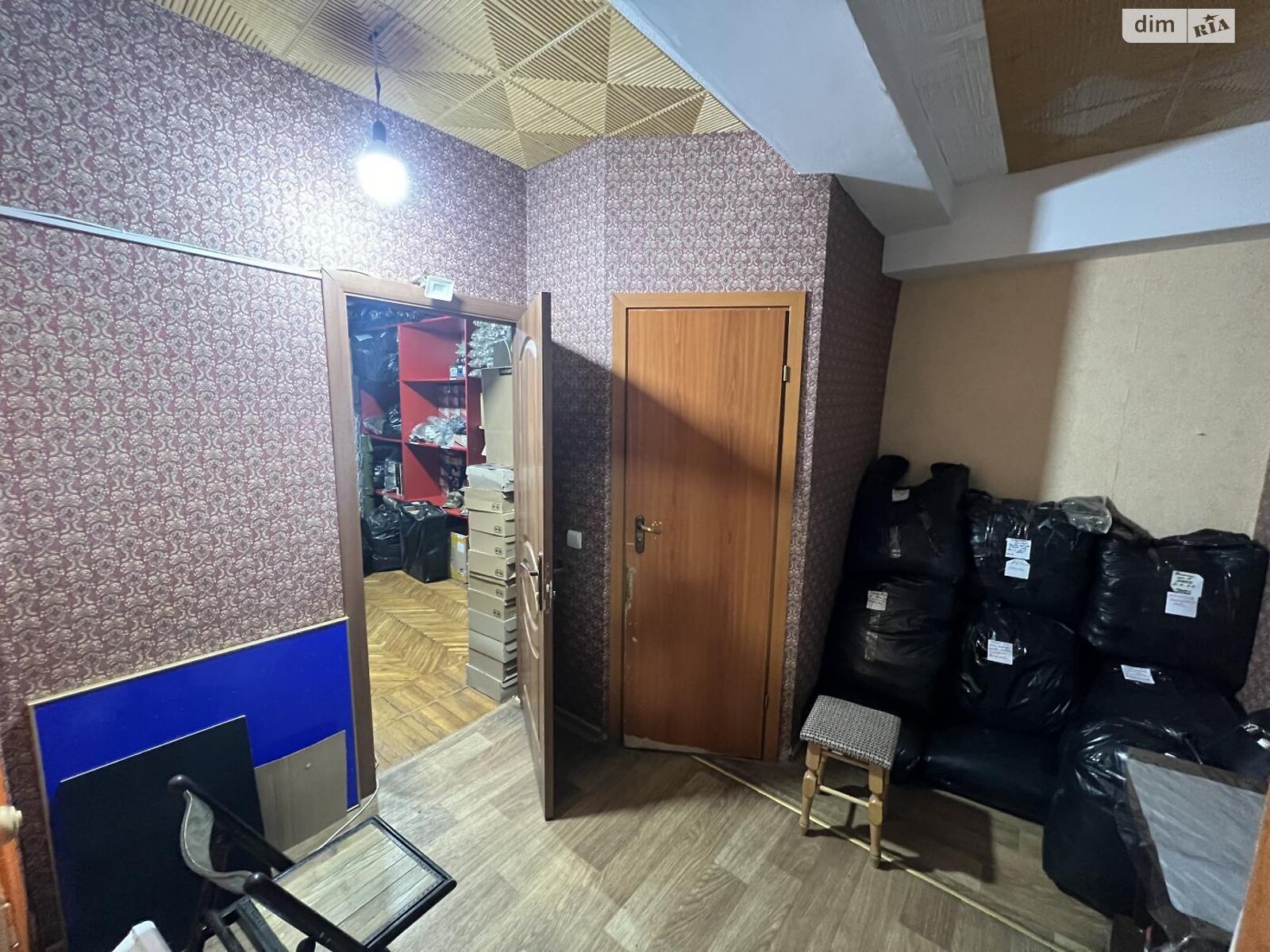 Комерційне приміщення в Хмельницькому, здам в оренду по Володимирська вулиця, район Центр, ціна: 39 000 грн за об’єкт фото 1 Комерційне приміщення в Хмельницькому, здам в оренду по Володимирська вулиця, район Центр, ціна: 39 000 грн за об’єкт фото 1