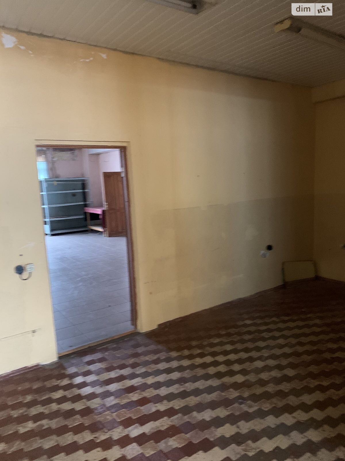 Комерційне приміщення в Хмельницькому, здам в оренду по Миру проспект 69, район Виставка, ціна: 38 000 грн за об’єкт фото 1 Комерційне приміщення в Хмельницькому, здам в оренду по Миру проспект 69, район Виставка, ціна: 38 000 грн за об’єкт фото 1