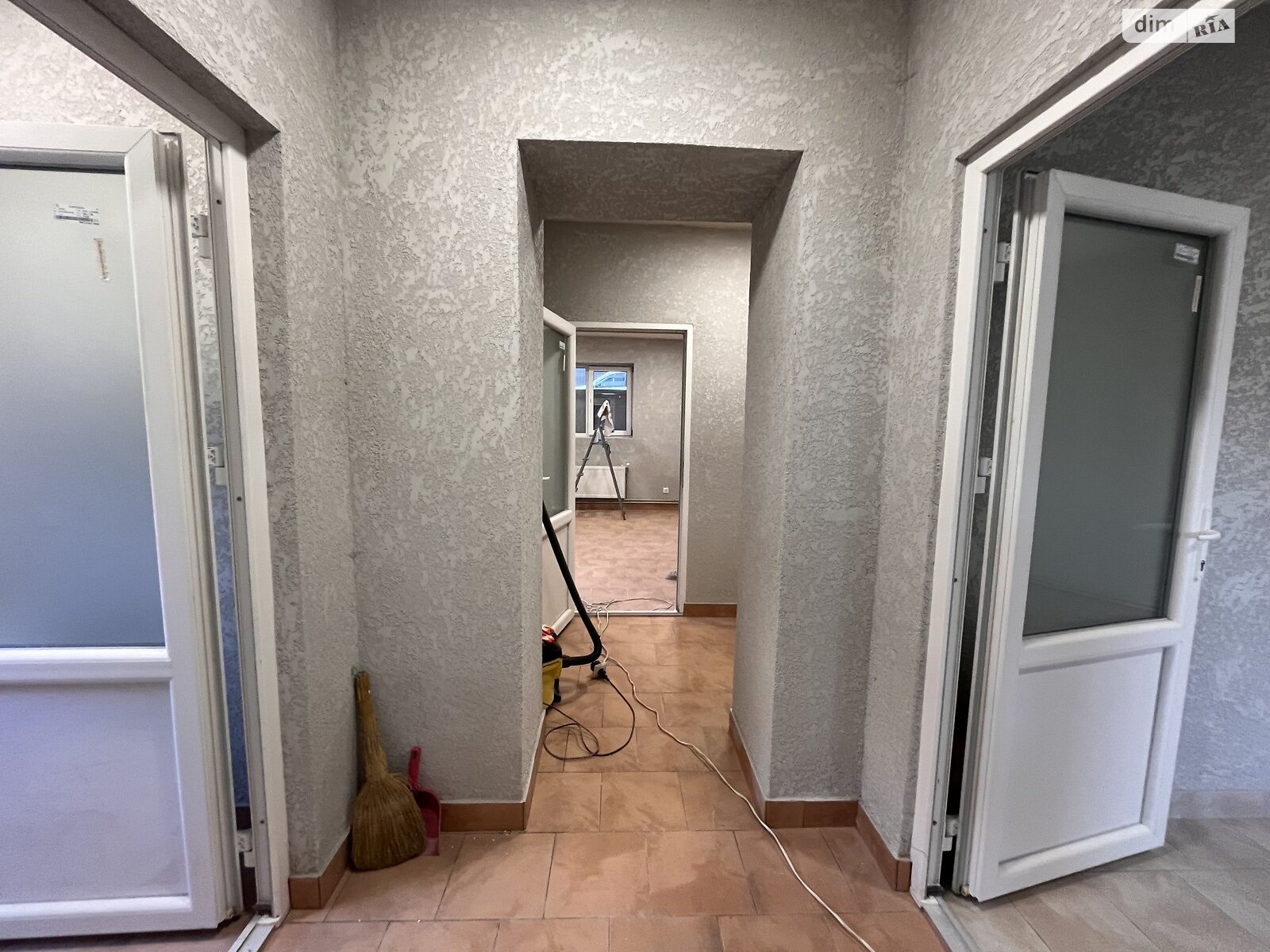 Коммерческое помещение в Хмельницком, сдам в аренду по Мира проспект 63В, район Выставка, цена: 17 000 грн за объект фото 1