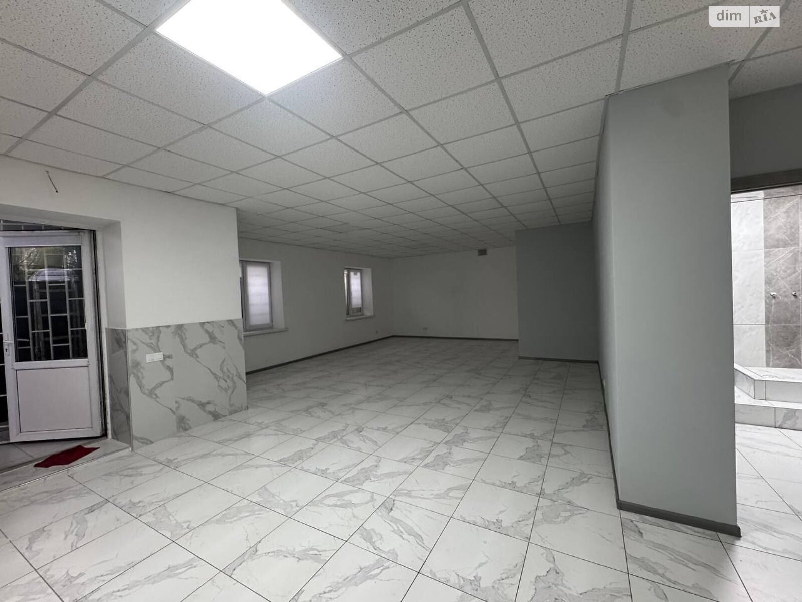Коммерческое помещение в Хмельницком, сдам в аренду по Озерная улица 6/3, район Выставка, цена: 14 000 грн за объект фото 1
