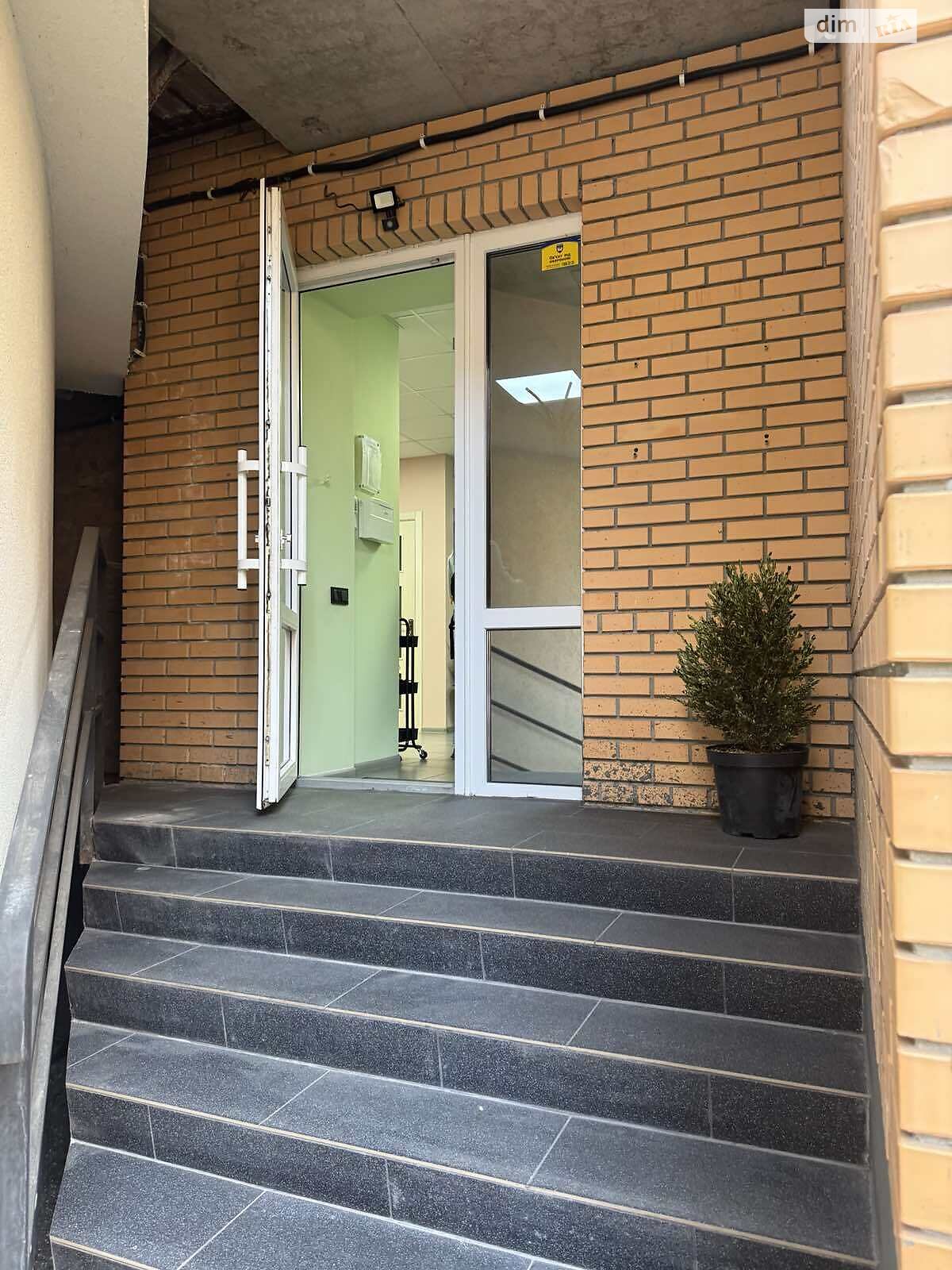 Коммерческое помещение в Хмельницком, сдам в аренду по Панаса Мирного улица 1, район Выставка, цена: 8 000 грн за объект фото 1 Коммерческое помещение в Хмельницком, сдам в аренду по Панаса Мирного улица 1, район Выставка, цена: 8 000 грн за объект фото 1