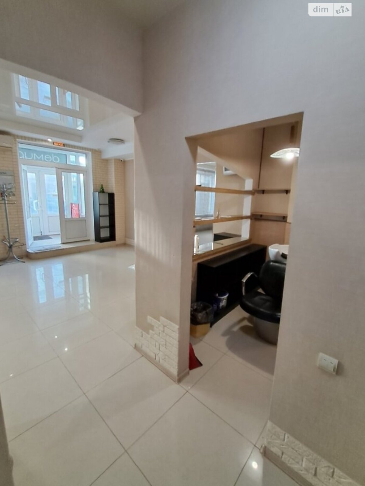 Коммерческое помещение в Хмельницком, сдам в аренду по Панаса Мирного улица 1/2, район Выставка, цена: 18 000 грн за объект фото 1