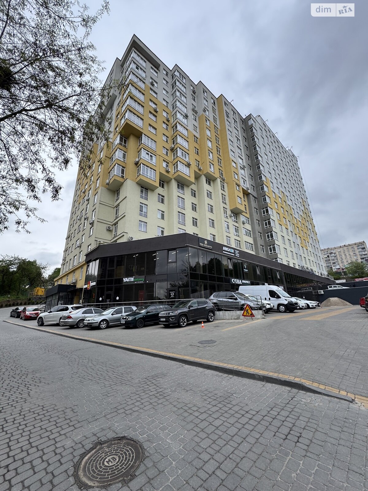 Комерційне приміщення в Хмельницькому, здам в оренду по Свободи вулиця 12А, район Виставка, ціна: 500 грн за об’єкт фото 1 Комерційне приміщення в Хмельницькому, здам в оренду по Свободи вулиця 12А, район Виставка, ціна: 500 грн за об’єкт фото 1