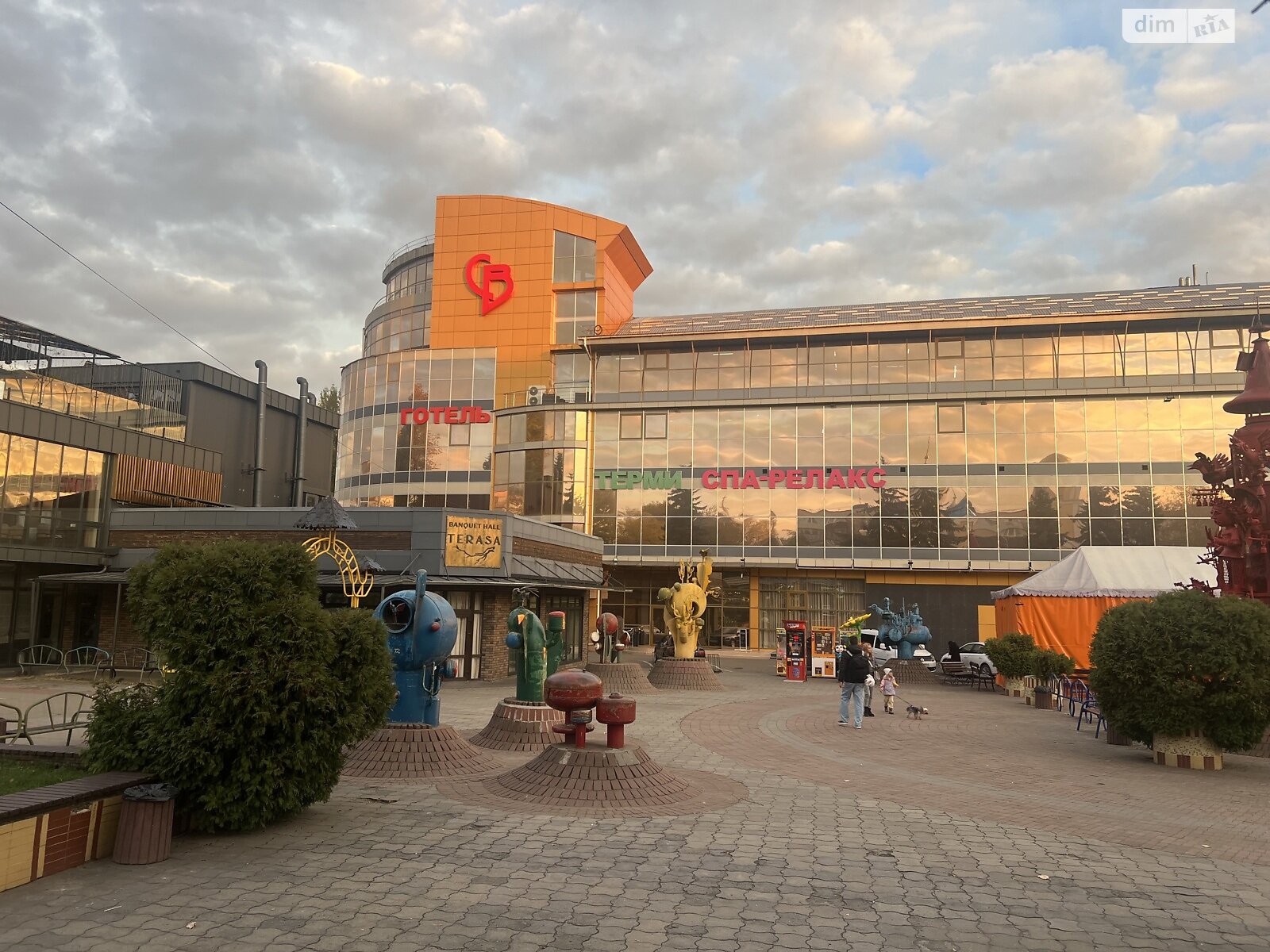 Коммерческое помещение в Хмельницком, сдам в аренду по Свободы улица 1А, район Выставка, цена: 25 320 грн за объект фото 1