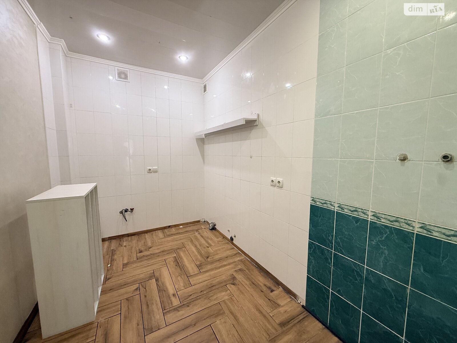 Коммерческое помещение в Хмельницком, сдам в аренду по Заречанская улица 26/1, район Выставка, цена: 20 000 грн за объект фото 1