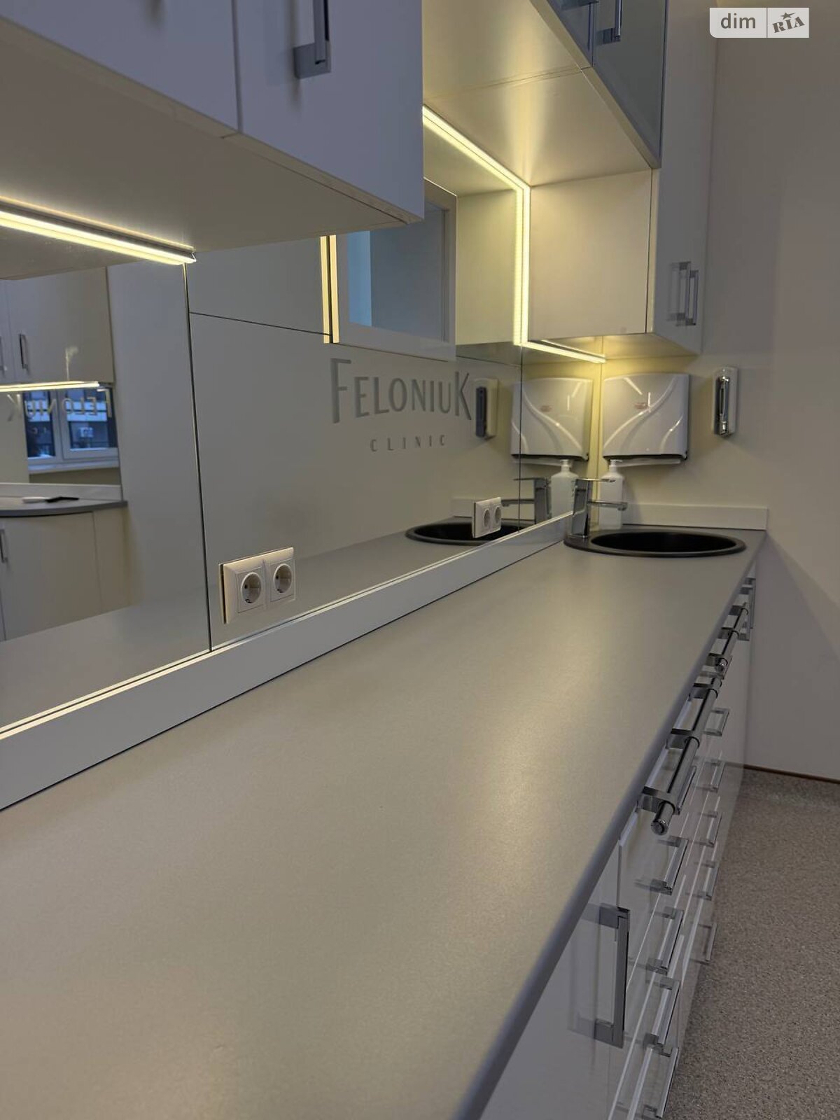 Коммерческое помещение в Хмельницком, сдам в аренду по Заречанская улица 11Е, район Выставка, цена: 43 290 грн за объект фото 1