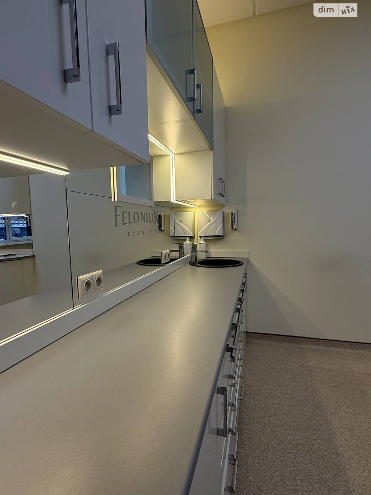 Коммерческое помещение в Хмельницком, сдам в аренду по Заречанская улица 11Е, район Выставка, цена: 43 290 грн за объект фото 1