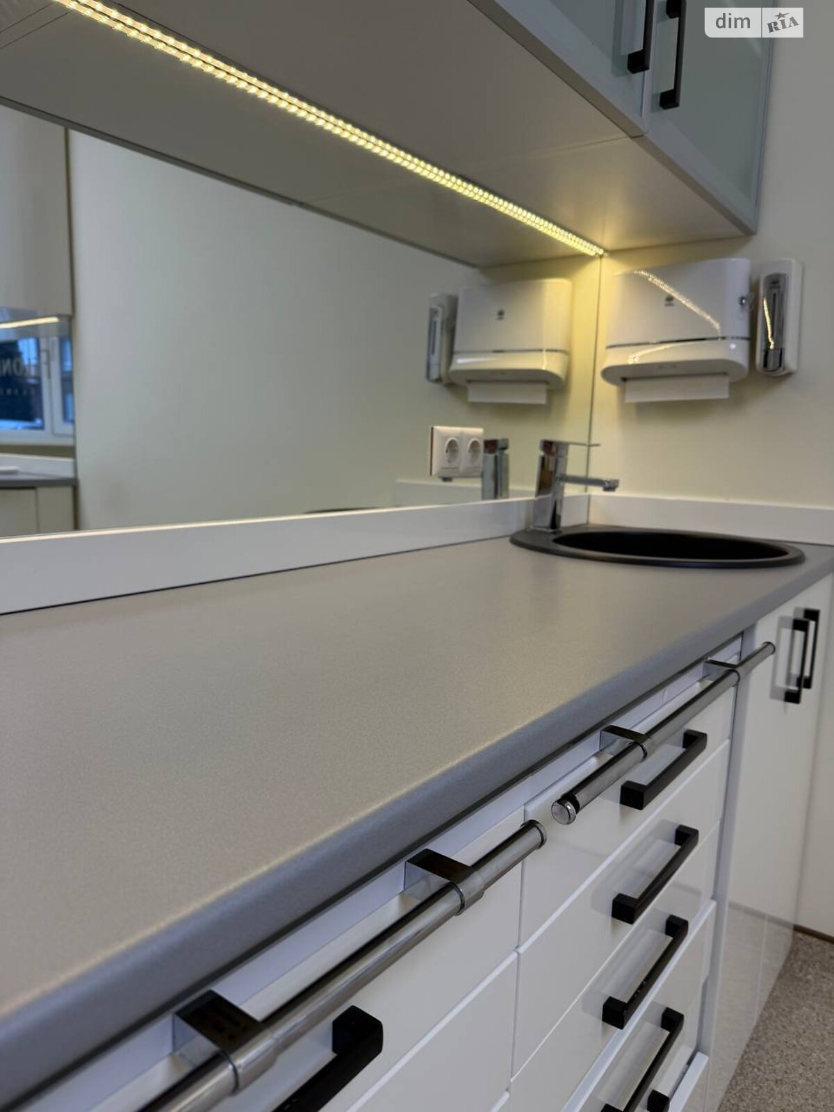 Коммерческое помещение в Хмельницком, сдам в аренду по Заречанская улица 11Е, район Выставка, цена: 43 290 грн за объект фото 1