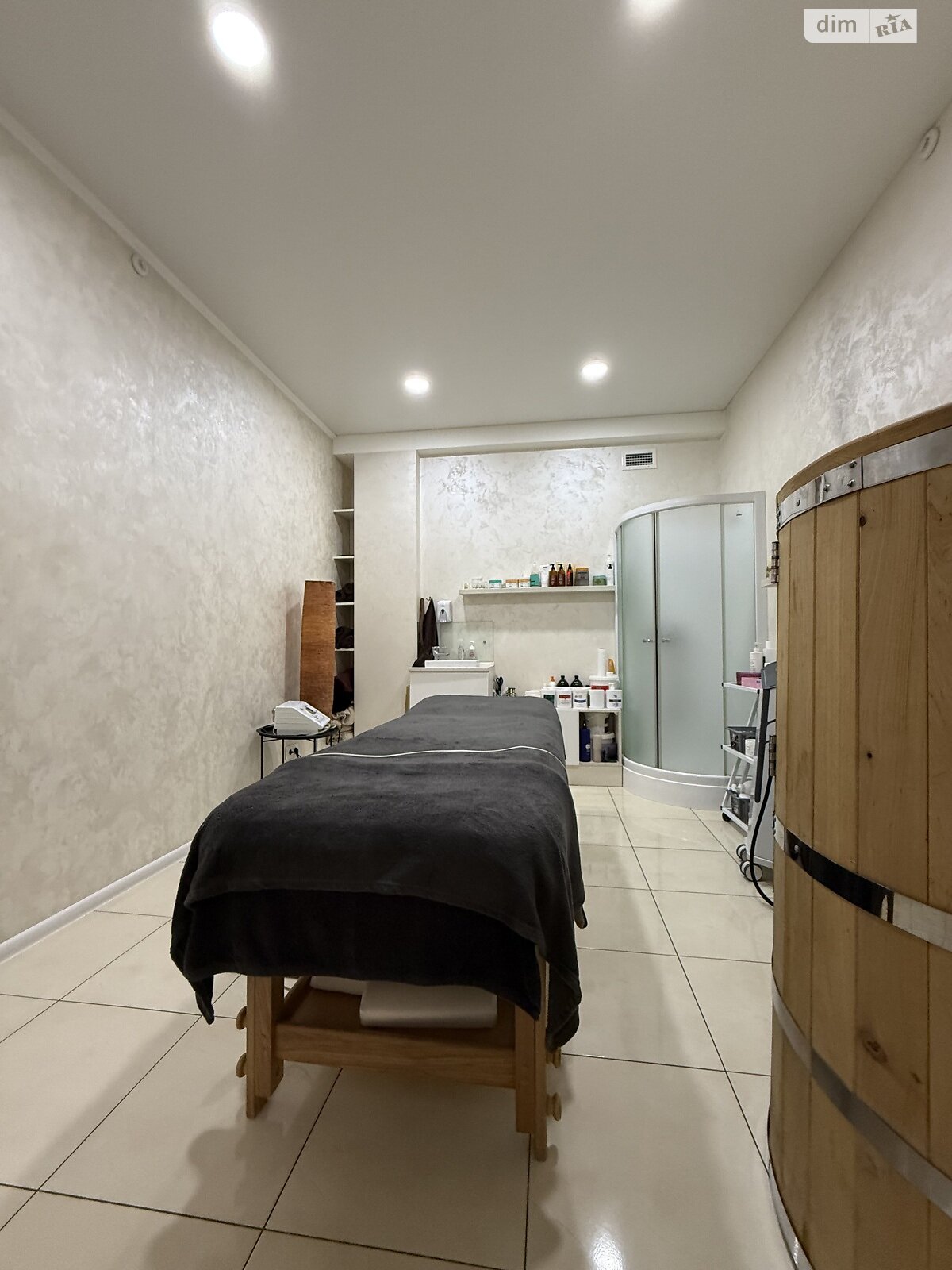 Коммерческое помещение в Хмельницком, сдам в аренду по Заречанская улица 3/1, район Выставка, цена: 50 000 грн за объект фото 1