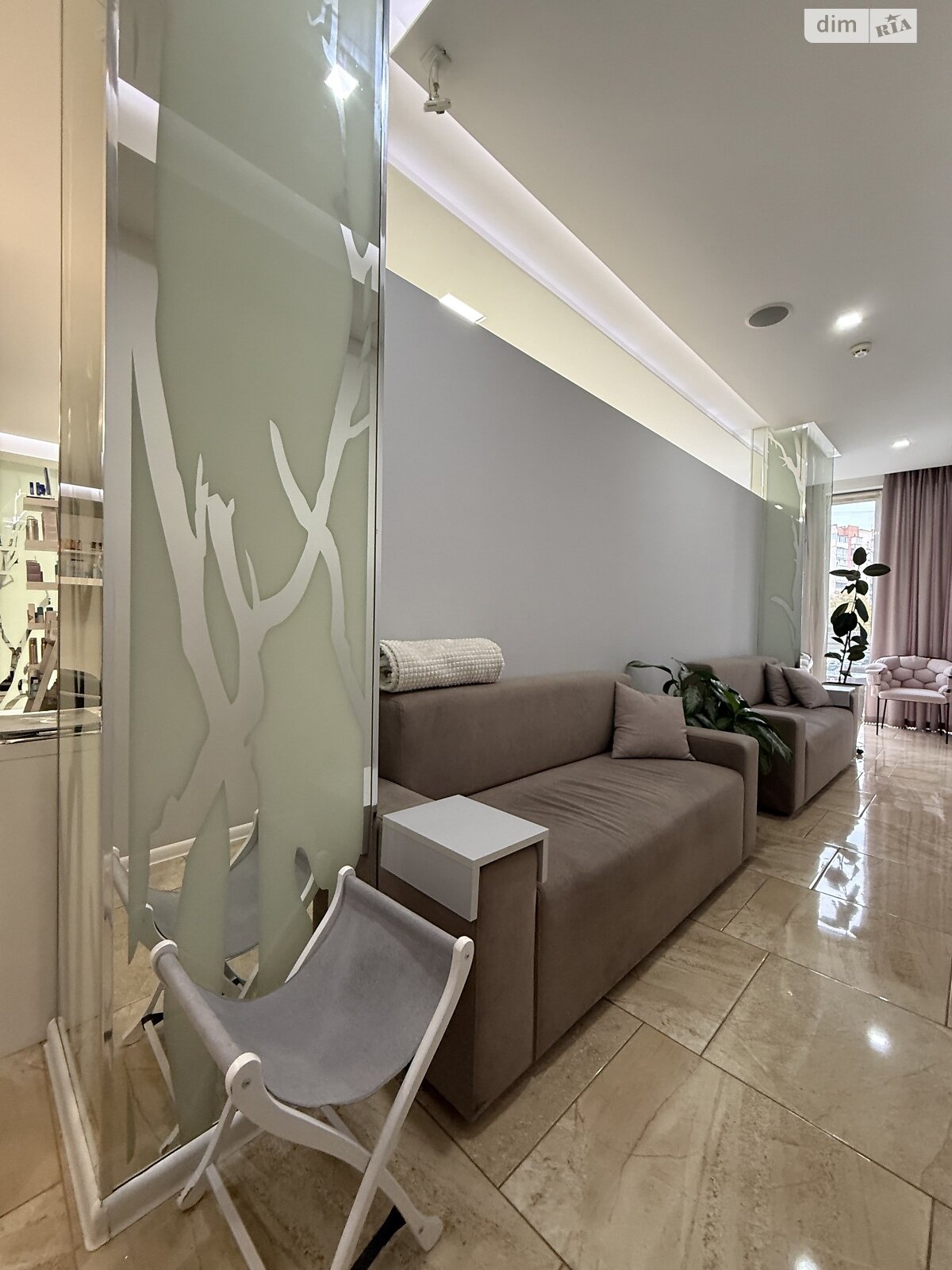 Коммерческое помещение в Хмельницком, сдам в аренду по Заречанская улица 3/1, район Выставка, цена: 50 000 грн за объект фото 1