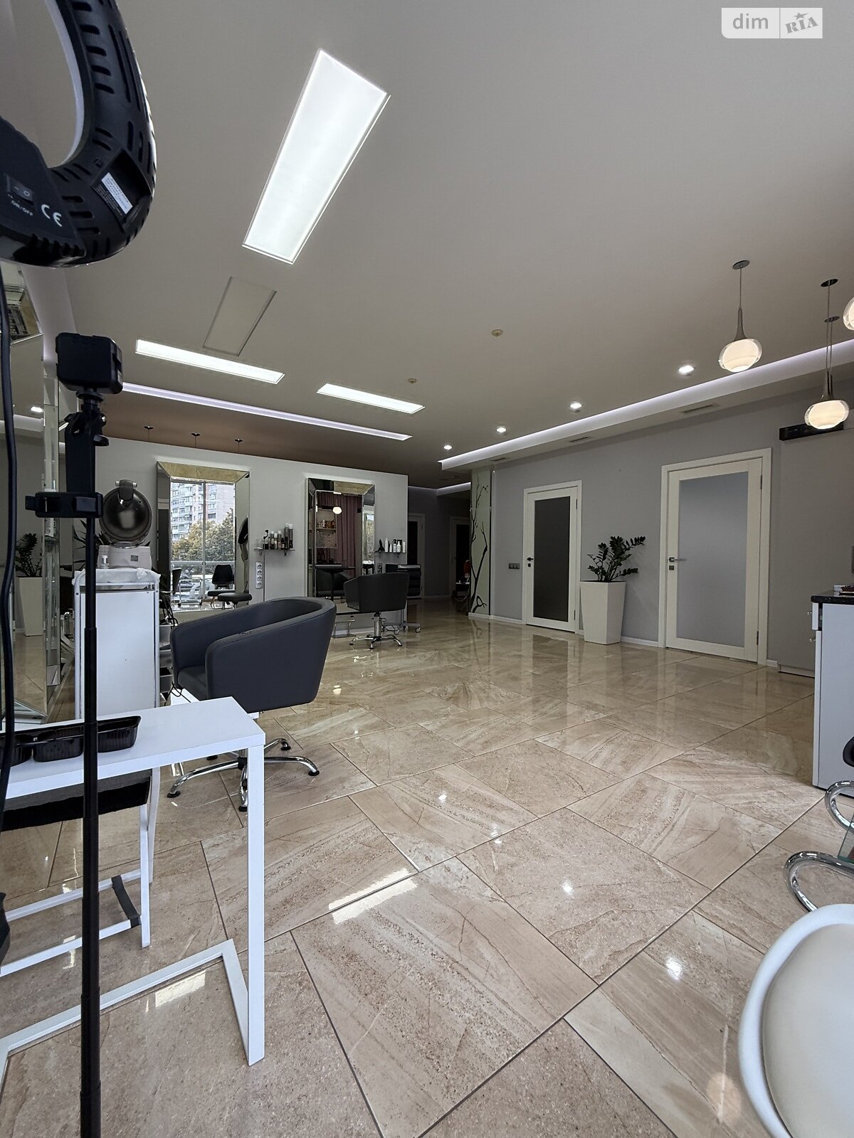 Коммерческое помещение в Хмельницком, сдам в аренду по Заречанская улица 3/1, район Выставка, цена: 50 000 грн за объект фото 1