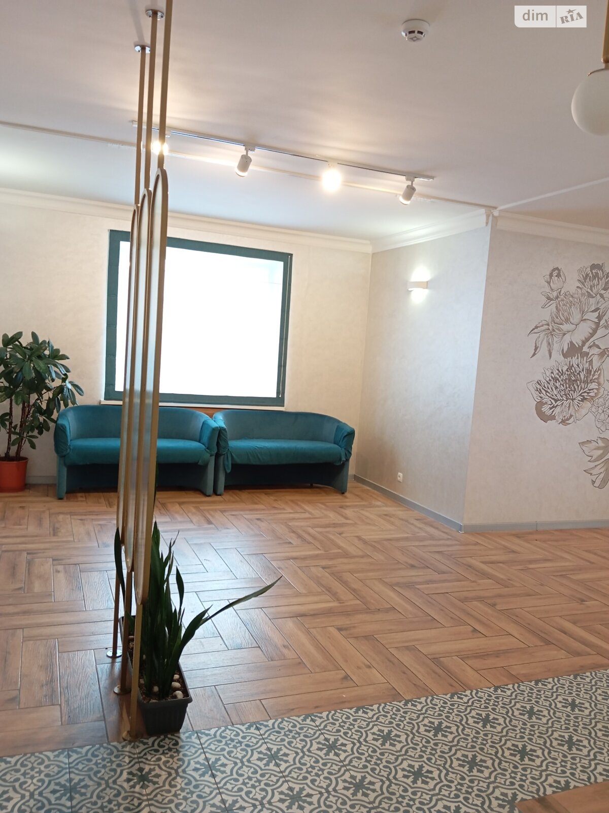 Коммерческое помещение в Хмельницком, сдам в аренду по Заречанская улица 26/1, район Выставка, цена: 20 000 грн за объект фото 1