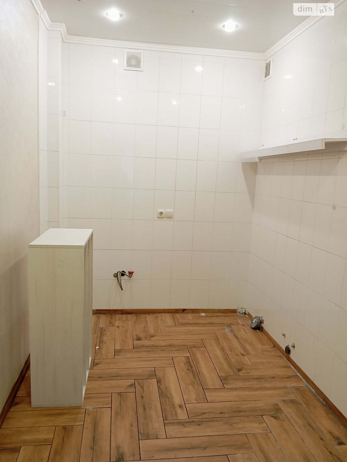 Коммерческое помещение в Хмельницком, сдам в аренду по Заречанская улица 26/1, район Выставка, цена: 20 000 грн за объект фото 1