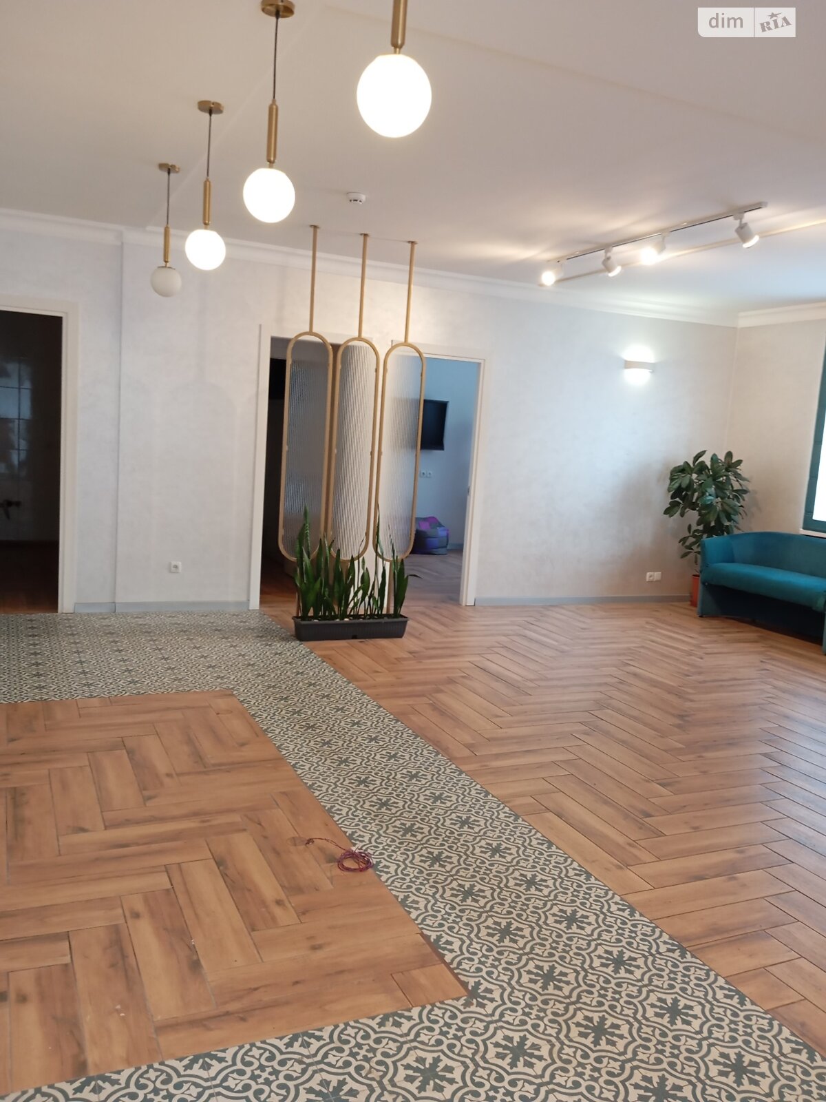 Коммерческое помещение в Хмельницком, сдам в аренду по Заречанская улица 26/1, район Выставка, цена: 20 000 грн за объект фото 1