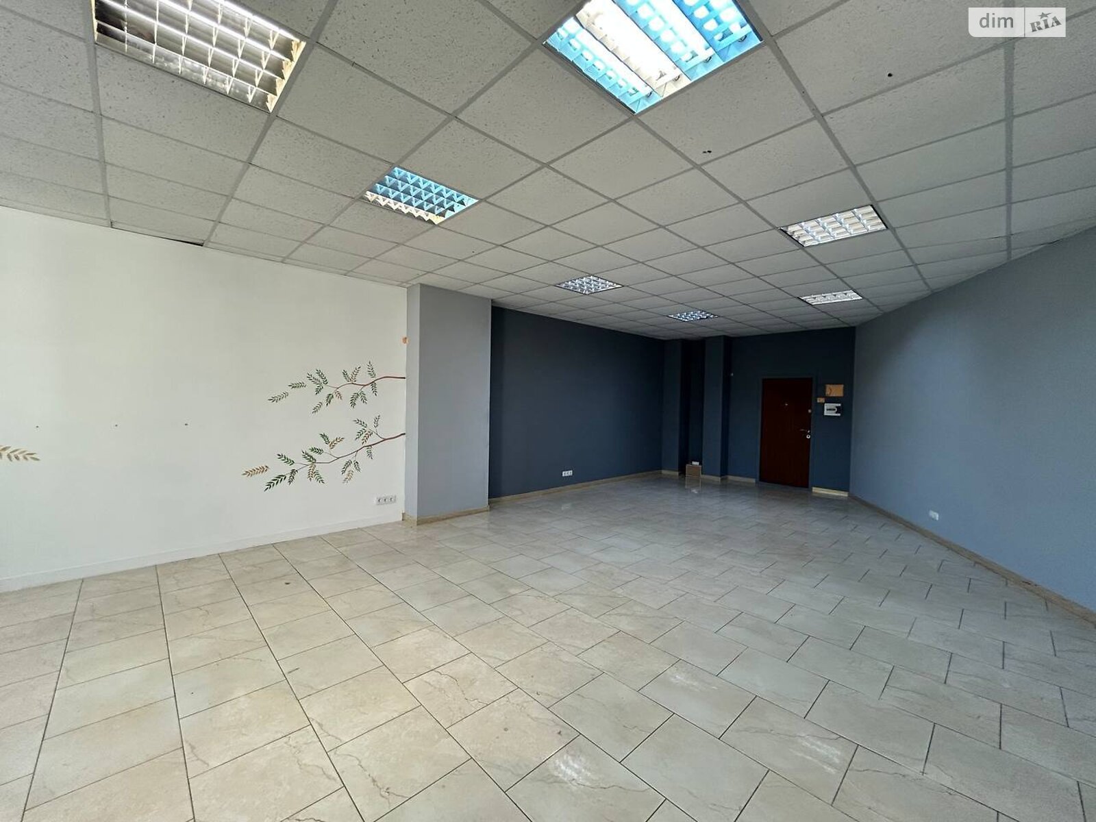Коммерческое помещение в Хмельницком, сдам в аренду по Заречанская улица 3/1, район Выставка, цена: 12 000 грн за объект фото 1