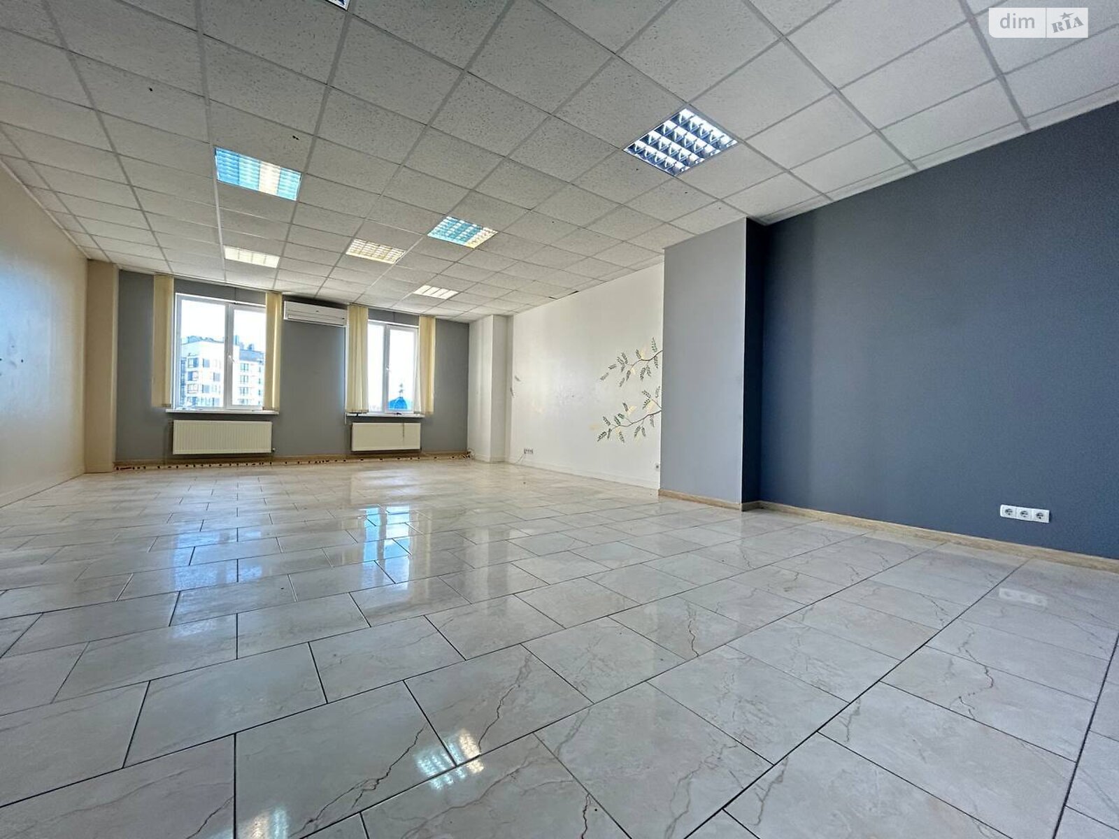 Коммерческое помещение в Хмельницком, сдам в аренду по Заречанская улица 3/1, район Выставка, цена: 12 000 грн за объект фото 1