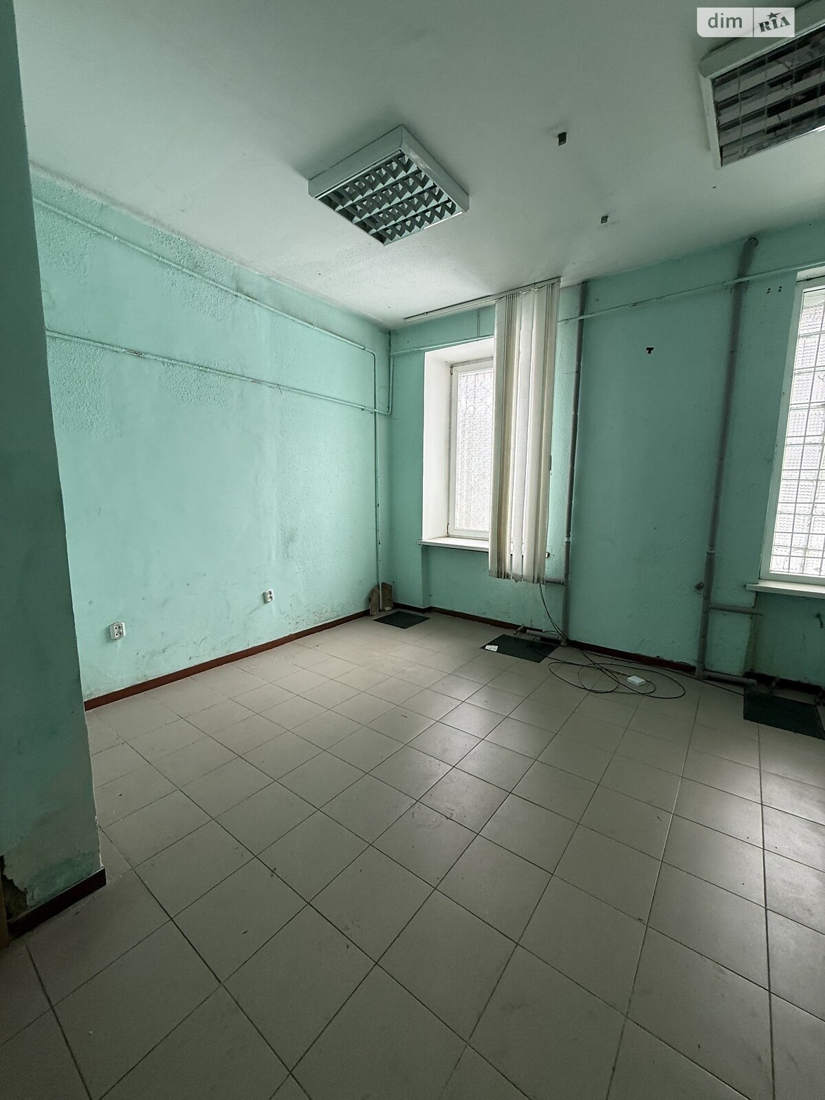 Коммерческое помещение в Хмельницком, сдам в аренду по Заречанская улица 24, район Выставка, цена: 19 500 грн за объект фото 1